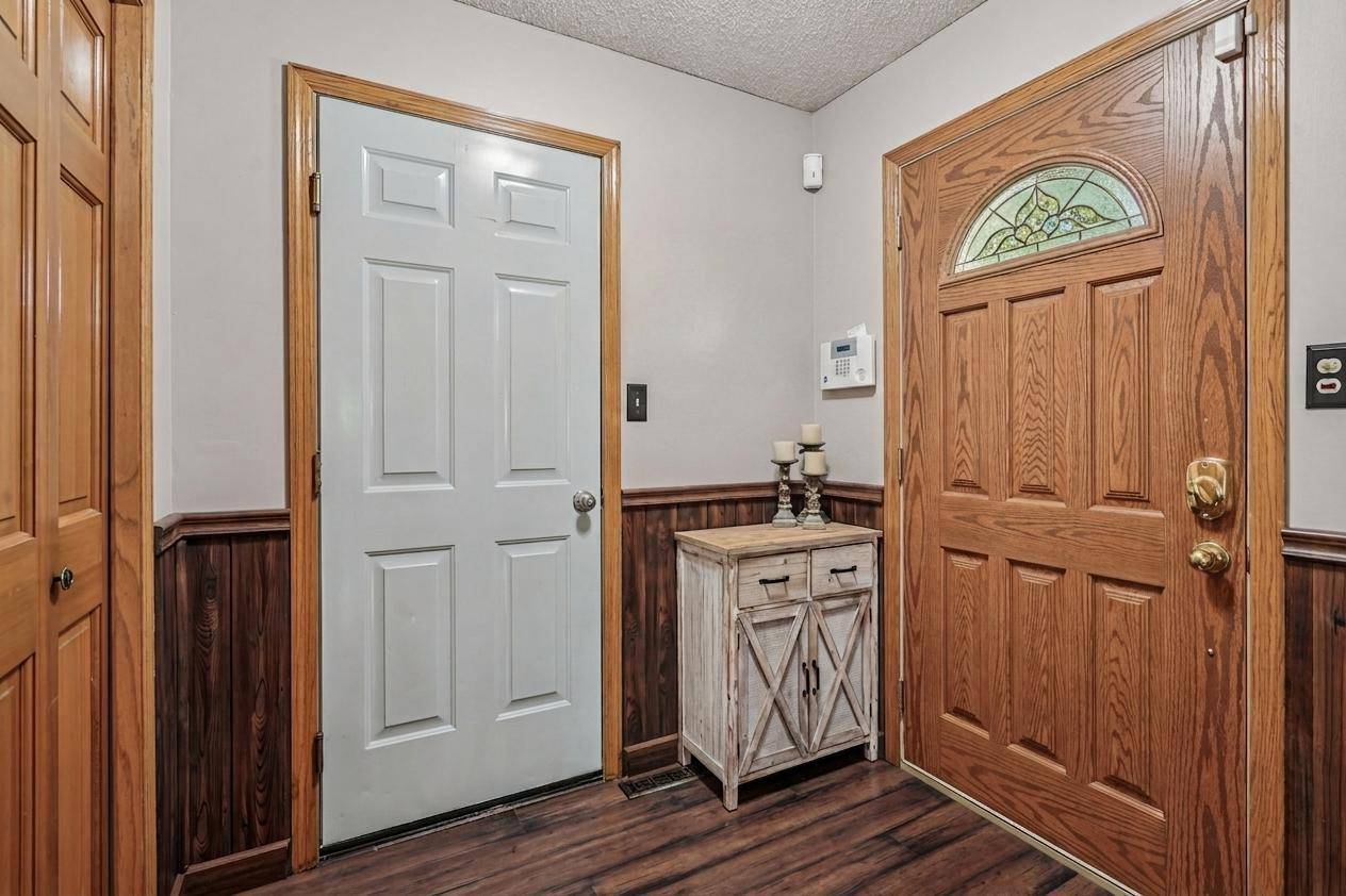 17452 Hiawatha Beach DR NE, Ham Lake, MN 55304