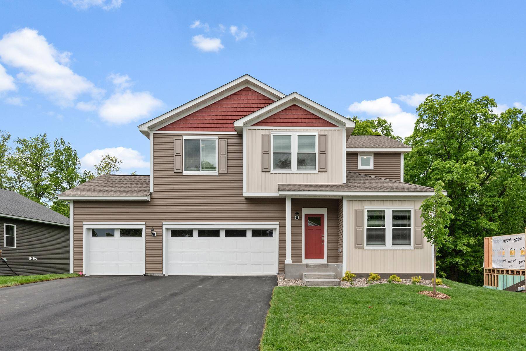 689 Aspen LN, Montrose, MN 55363