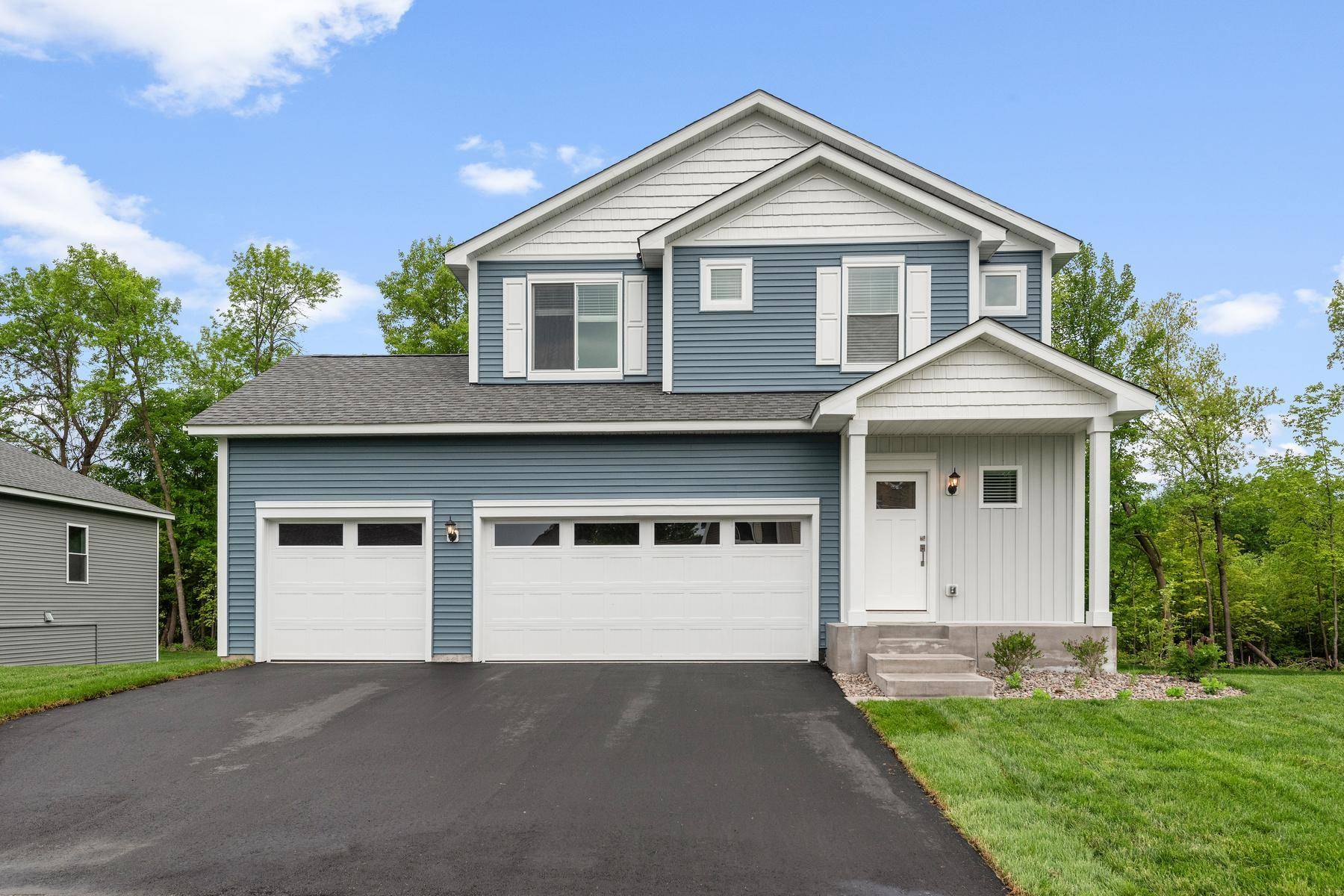 685 Aspen LN, Montrose, MN 55363