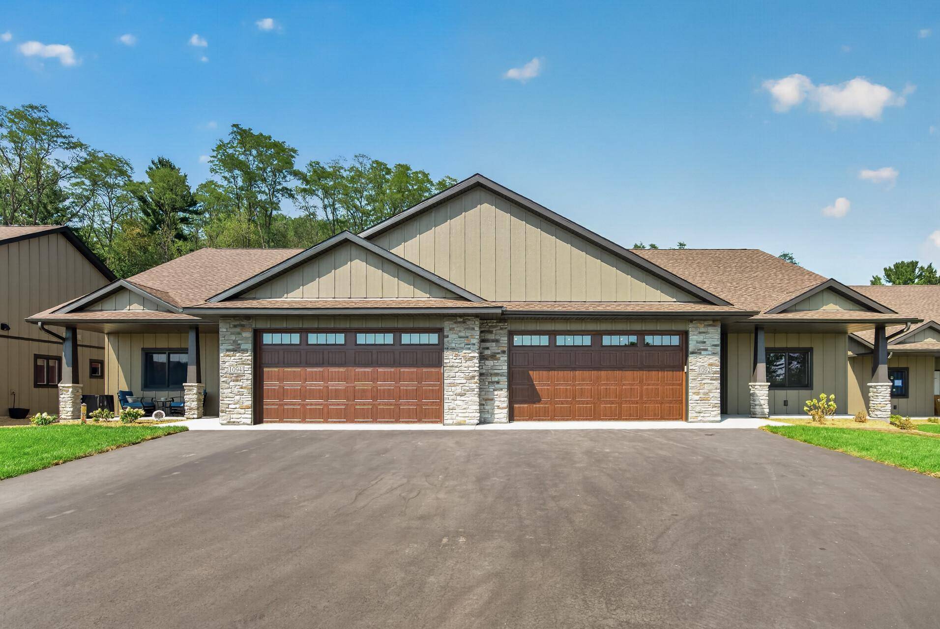 1092 Legend Lane, River Falls, WI 54022
