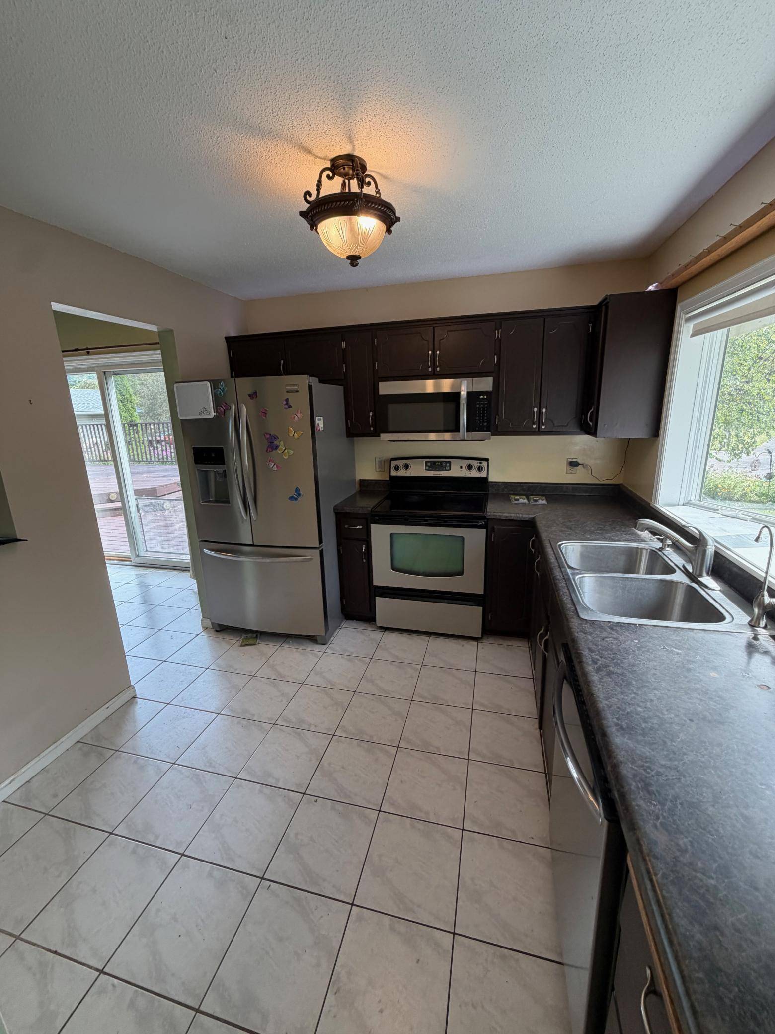 6546 Upper 22nd ST N, Oakdale, MN 55128