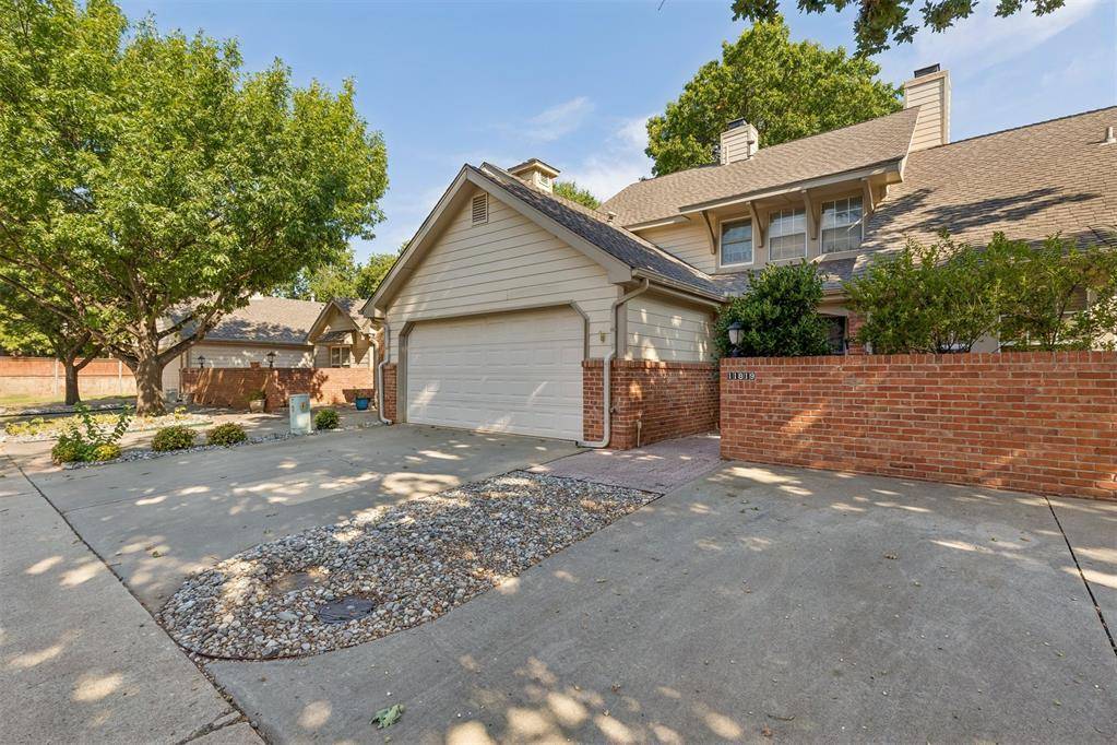 11819 Red Oak WAY, Oklahoma City, OK 73162