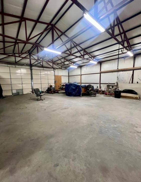 23 Lake LN, Shawnee, OK 74804