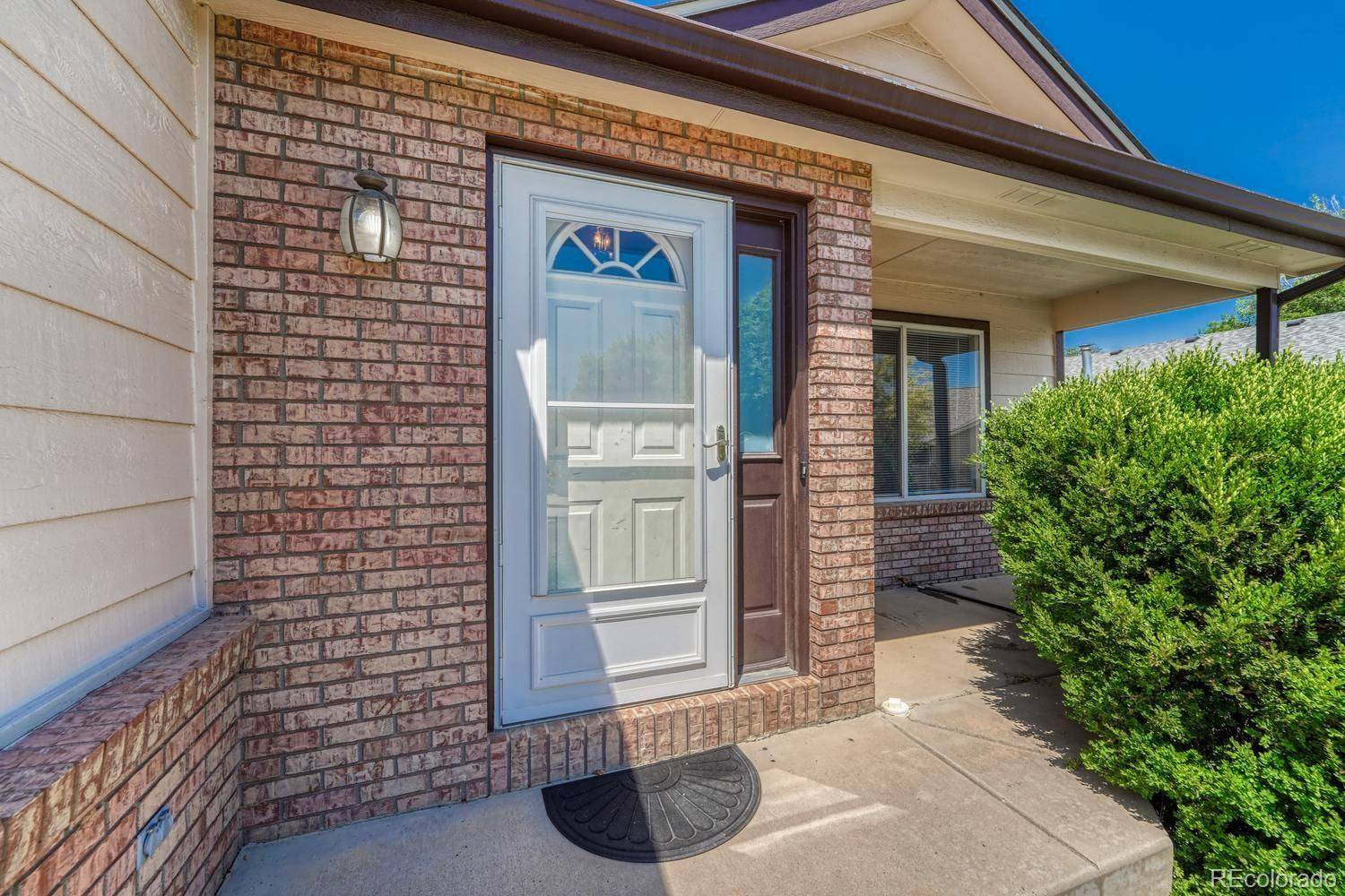 1112 Country Acres CT, Johnstown, CO 80534