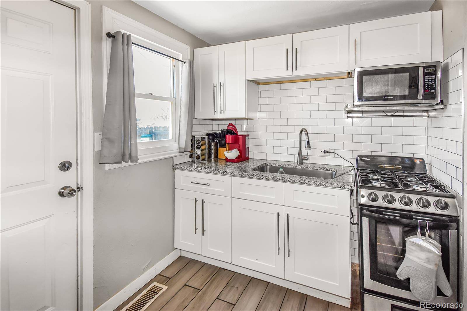 7384 Oneida DR, Commerce City, CO 80022
