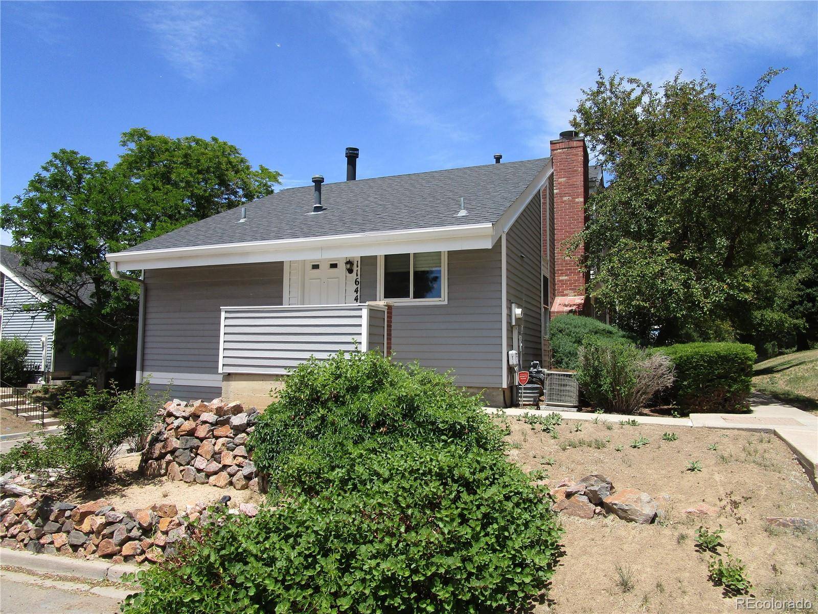 11644 E Cedar AVE, Aurora, CO 80012