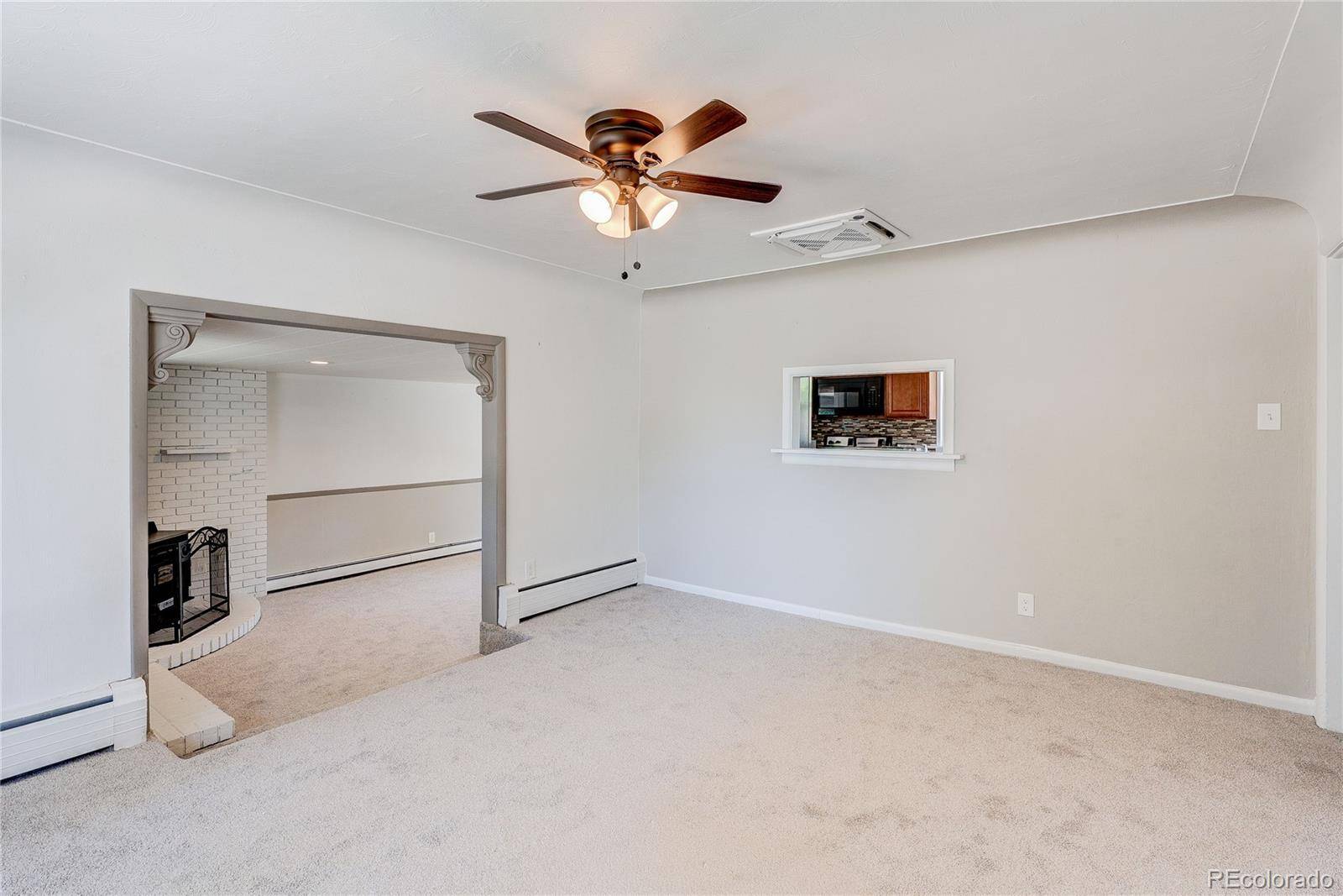 240 22nd Avenue CT, Greeley, CO 80631