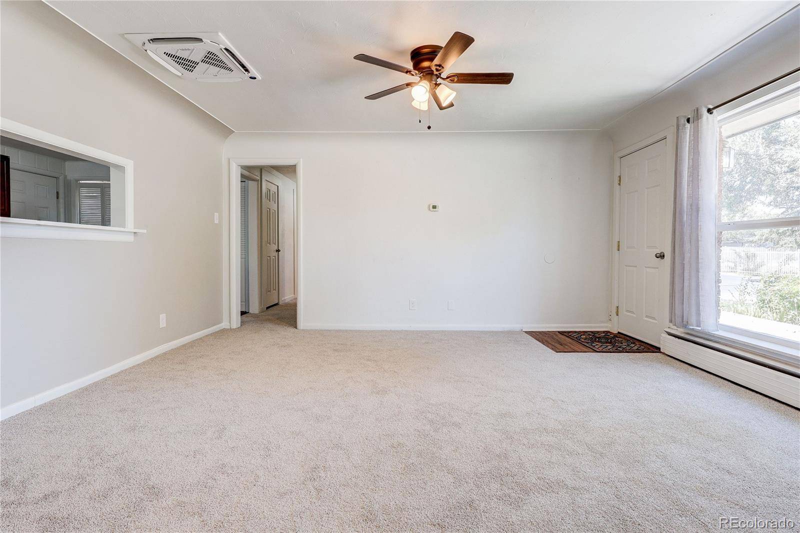 240 22nd Avenue CT, Greeley, CO 80631
