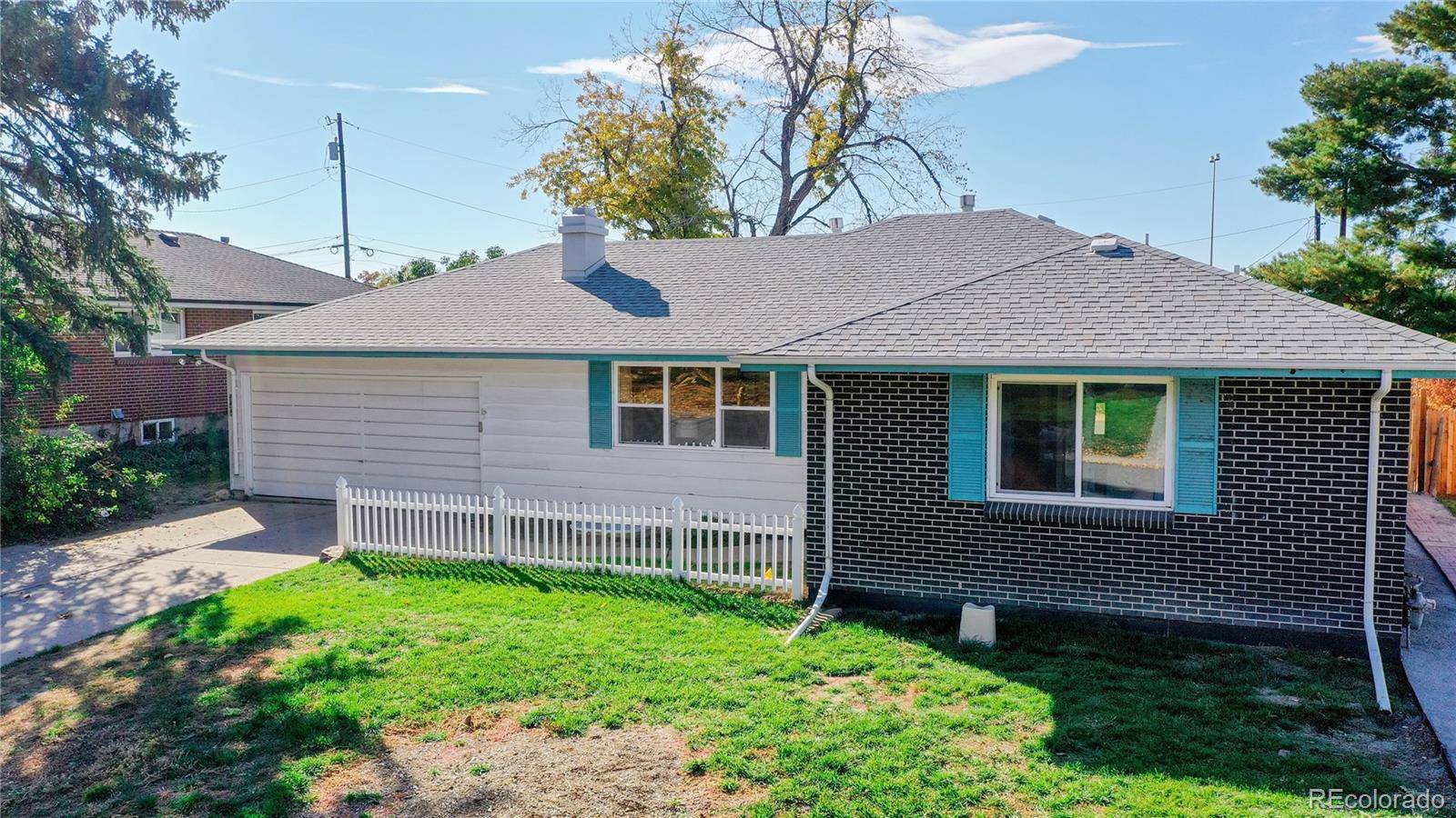 3067 S Holly PL, Denver, CO 80222