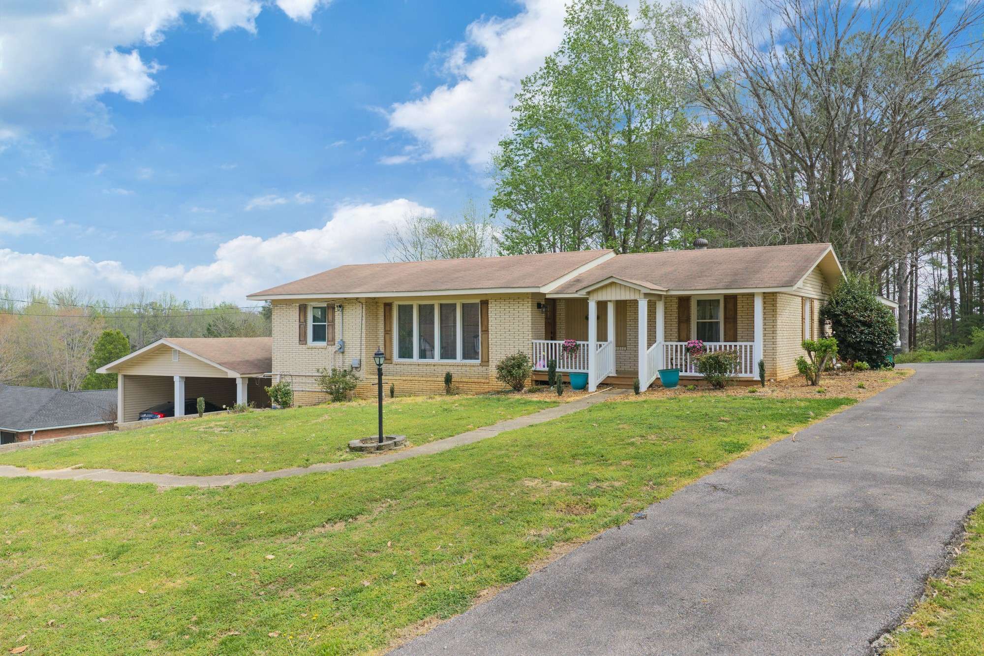 540 Tara Ln, Huntingdon, TN 38344