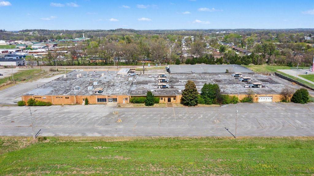 1121 Skyline Dr, Hopkinsville, KY 42240
