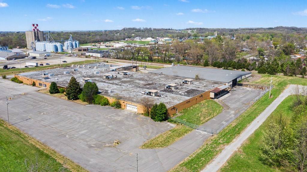 1121 Skyline Dr, Hopkinsville, KY 42240