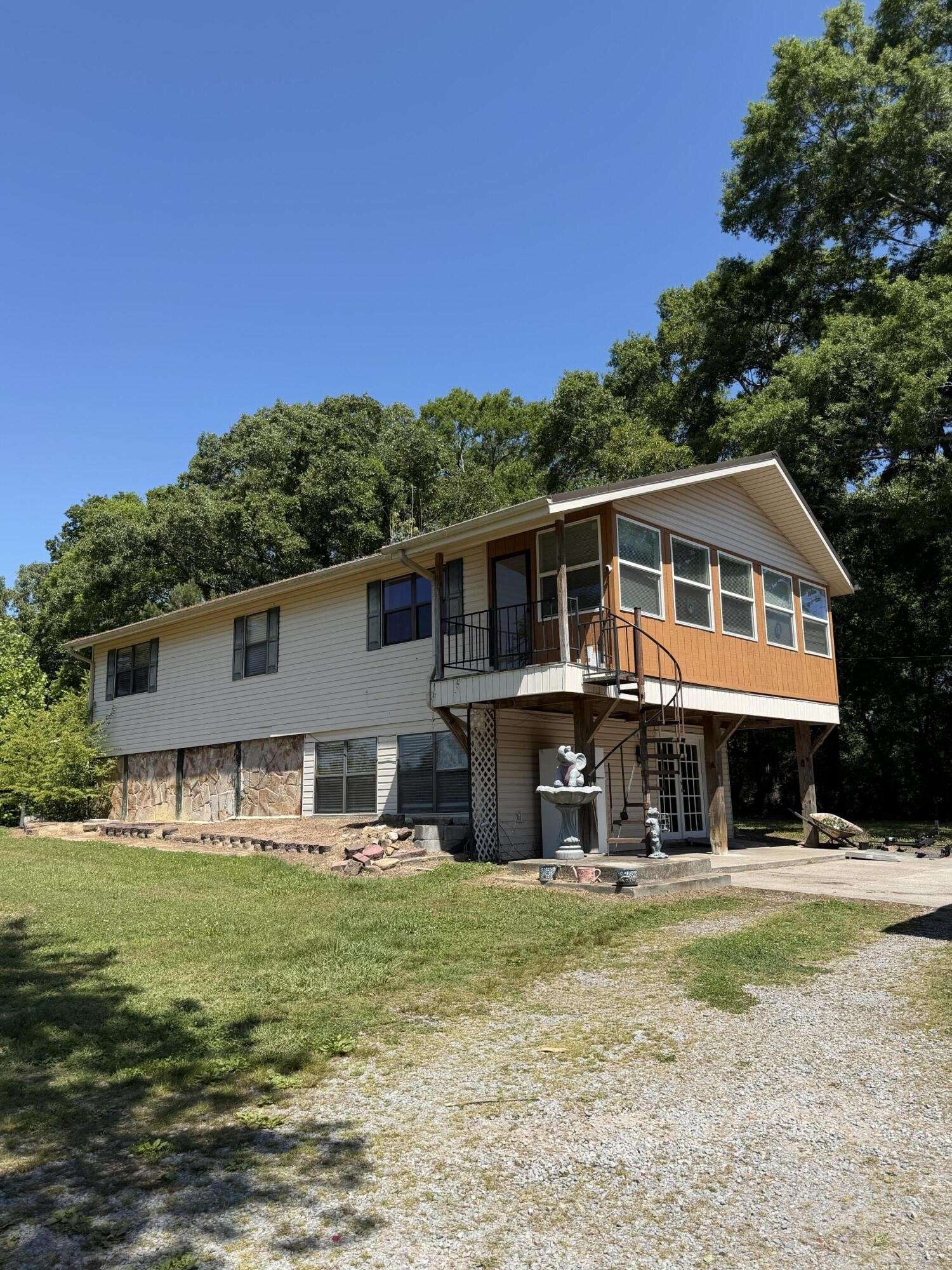 135 County Road 478, Bridgeport, AL 35740