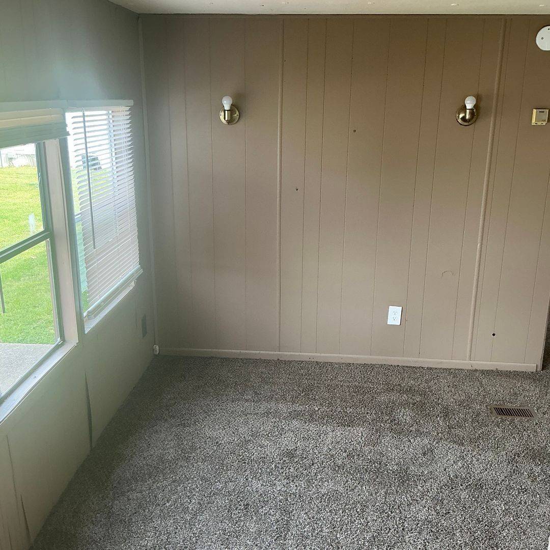 2871 N Charles Ave #15, Clarksville, TN 37042