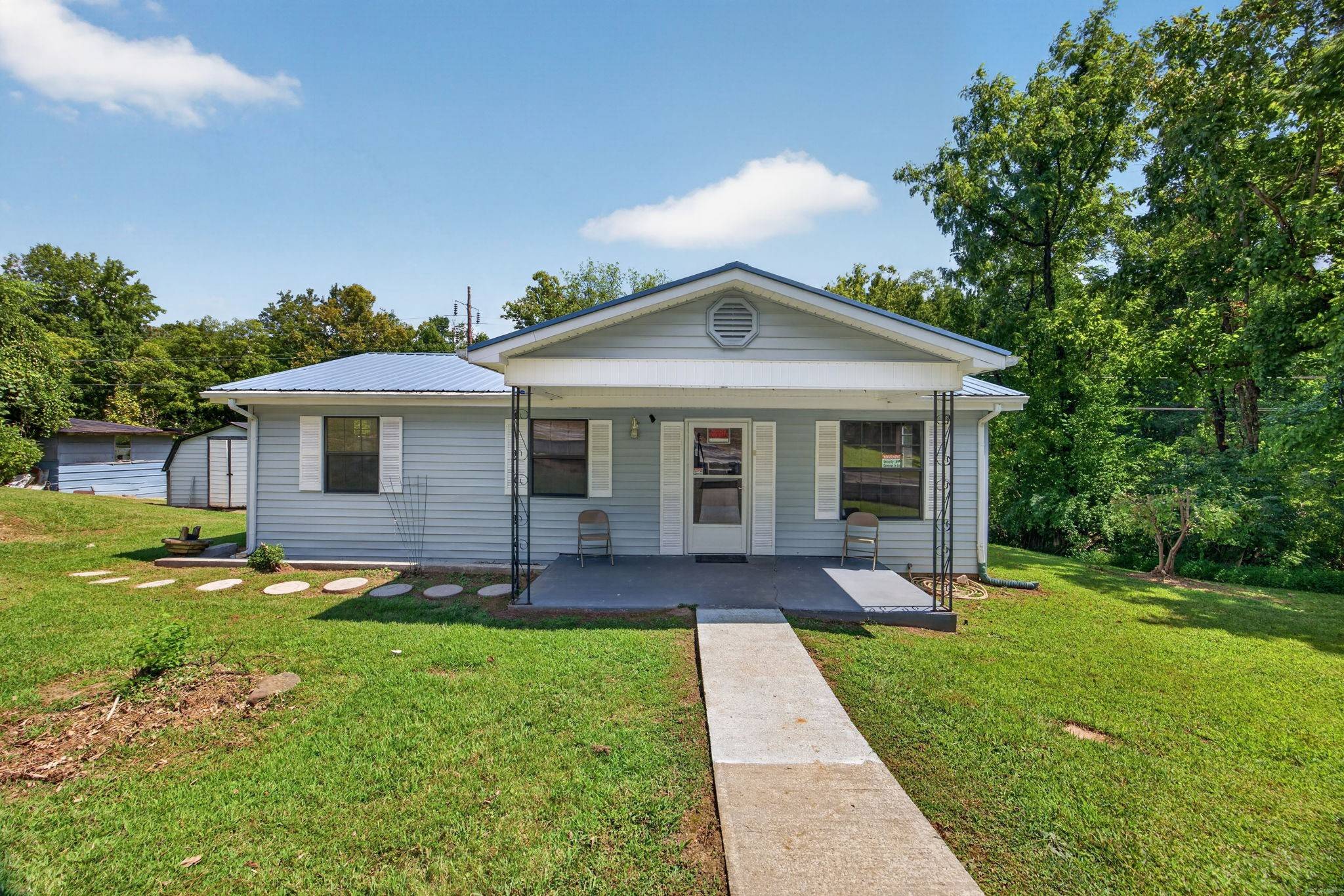 100 Hunter Ave, Cookeville, TN 38501