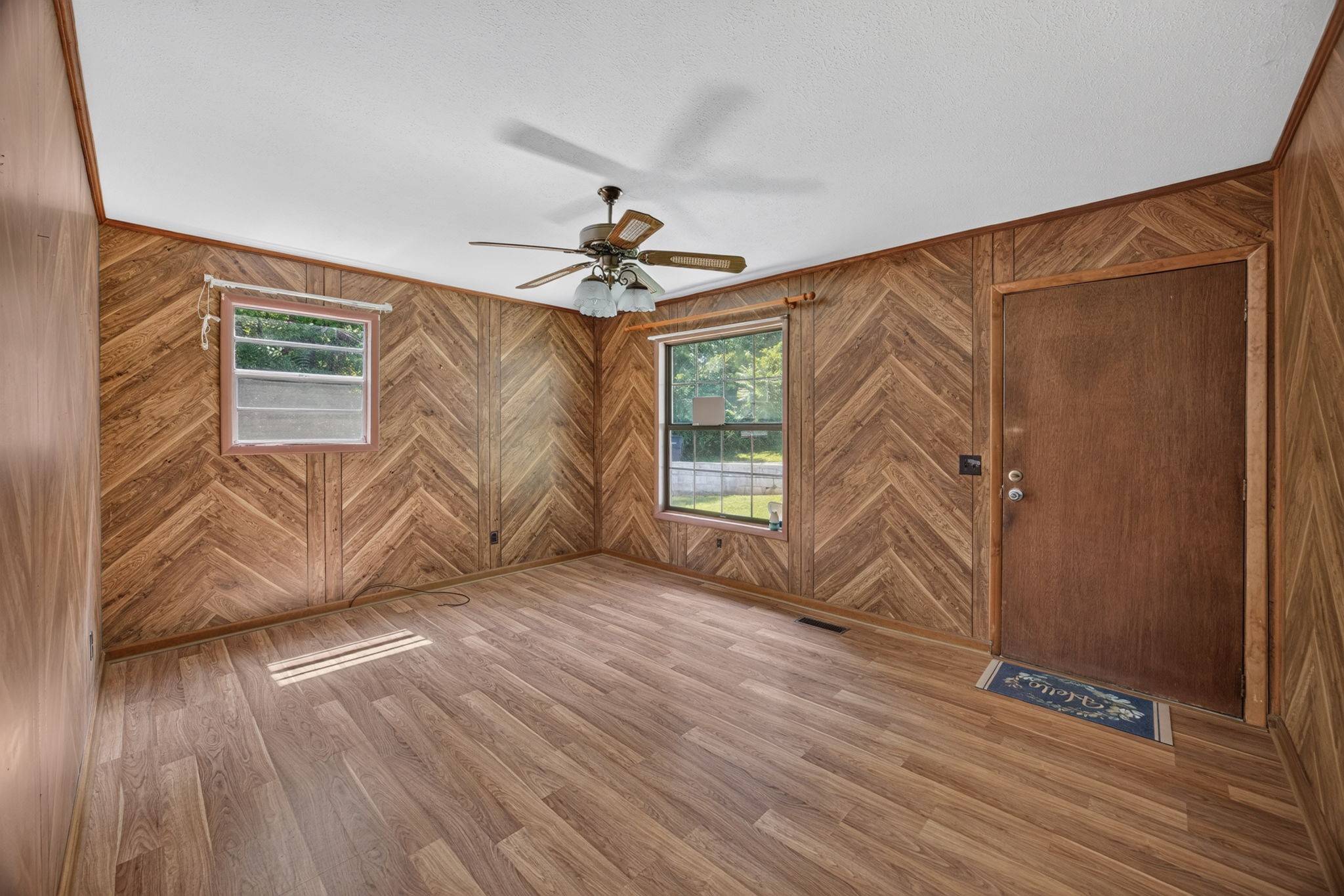 100 Hunter Ave, Cookeville, TN 38501