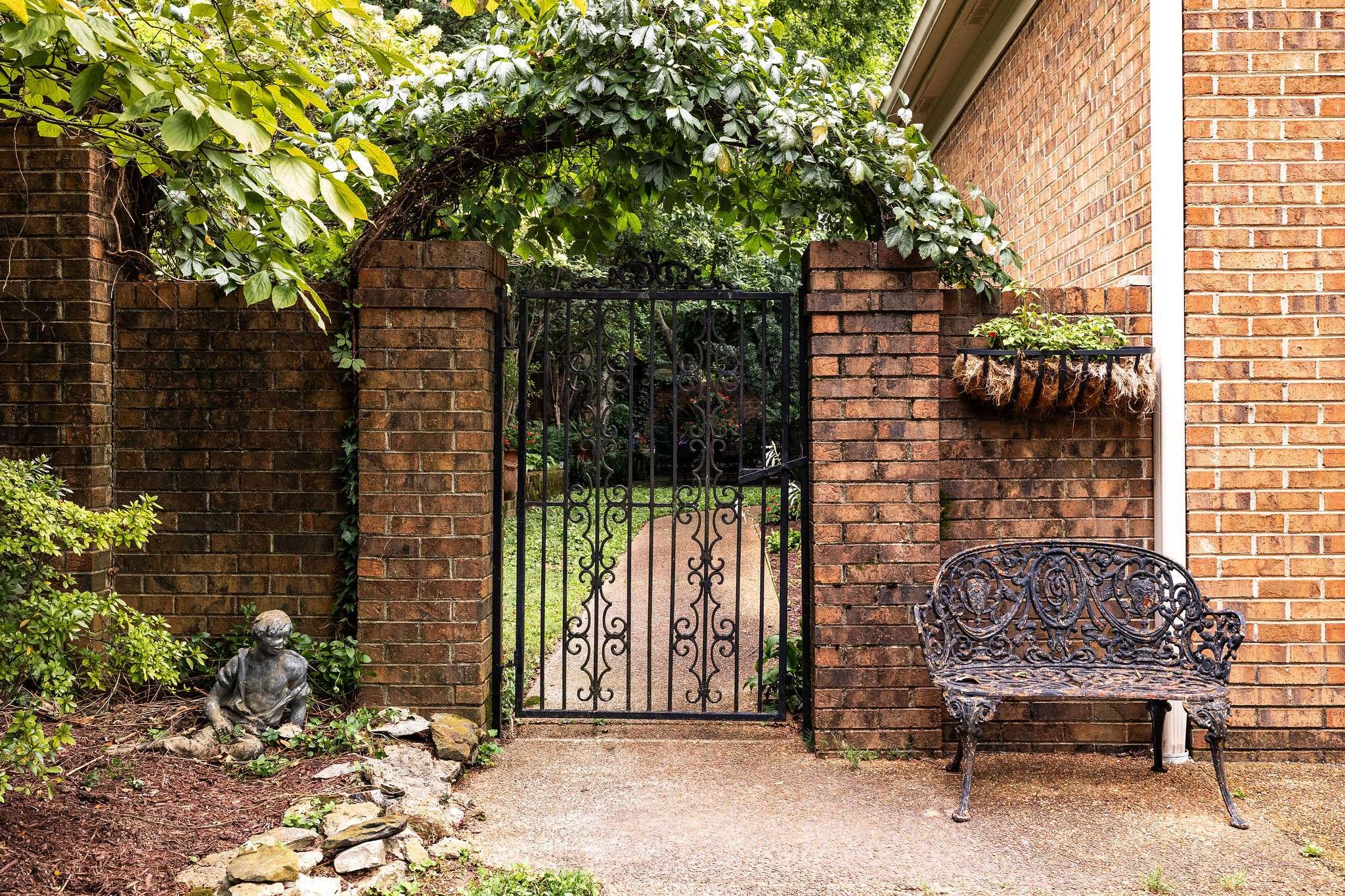 108 Ravenwood Ct, Franklin, TN 37064