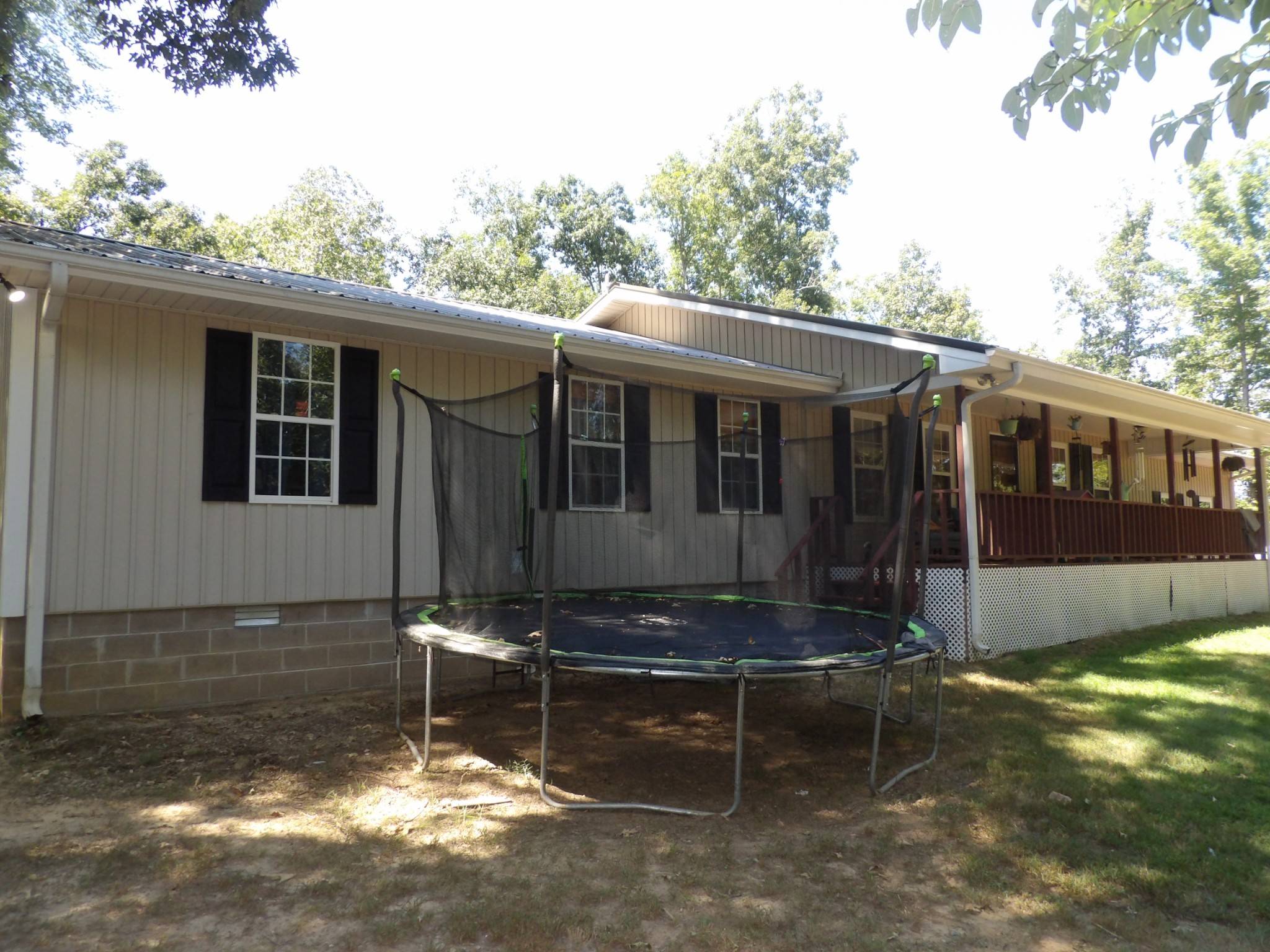 2719 McKenzie Rd, Parsons, TN 38363