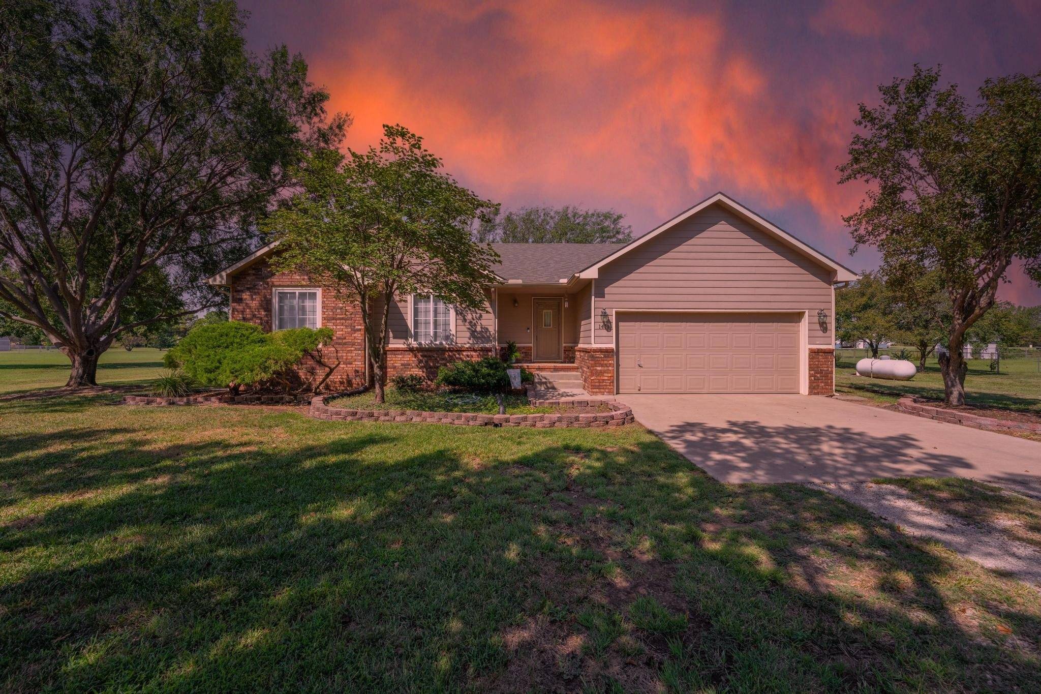 1411 N Fortner Rd, Peck, KS 67120