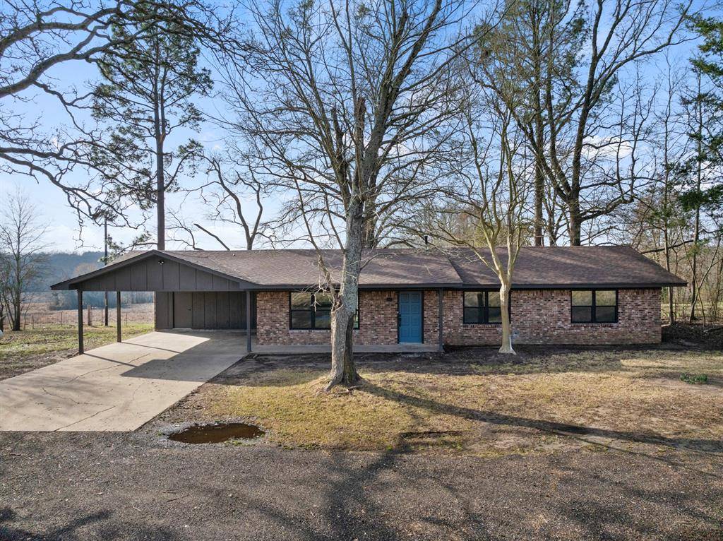 10 County Road 3357, Omaha, TX 75571