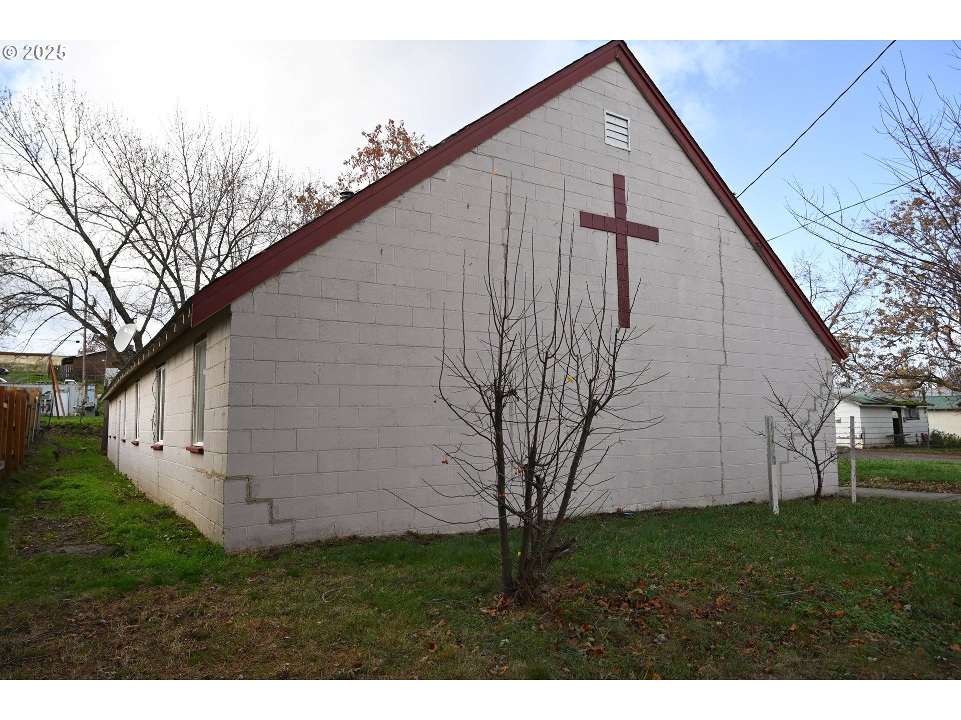 115 N WATER ST, Weston, OR 97886