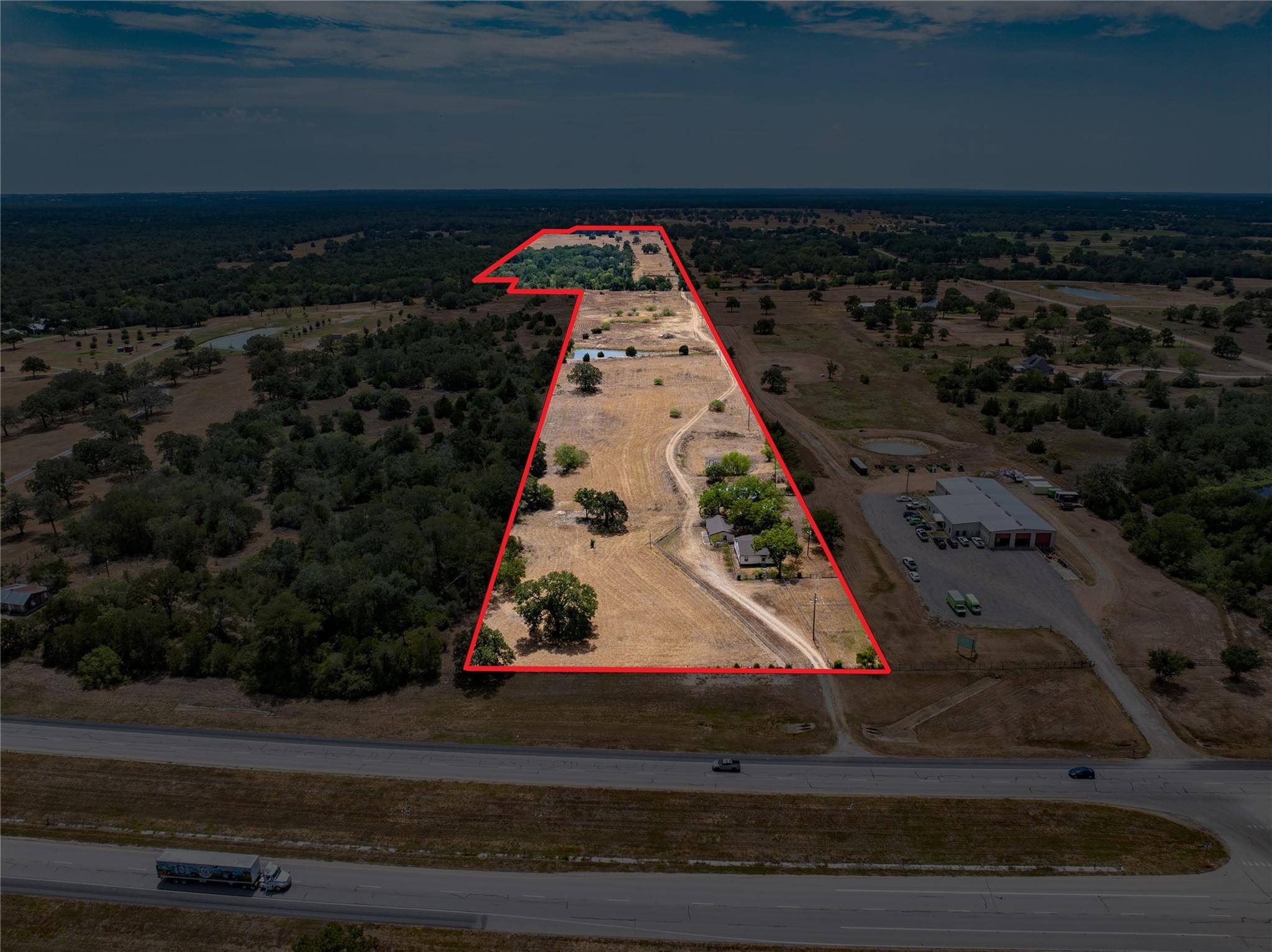 1046 Tx-71, West Point, TX 78963