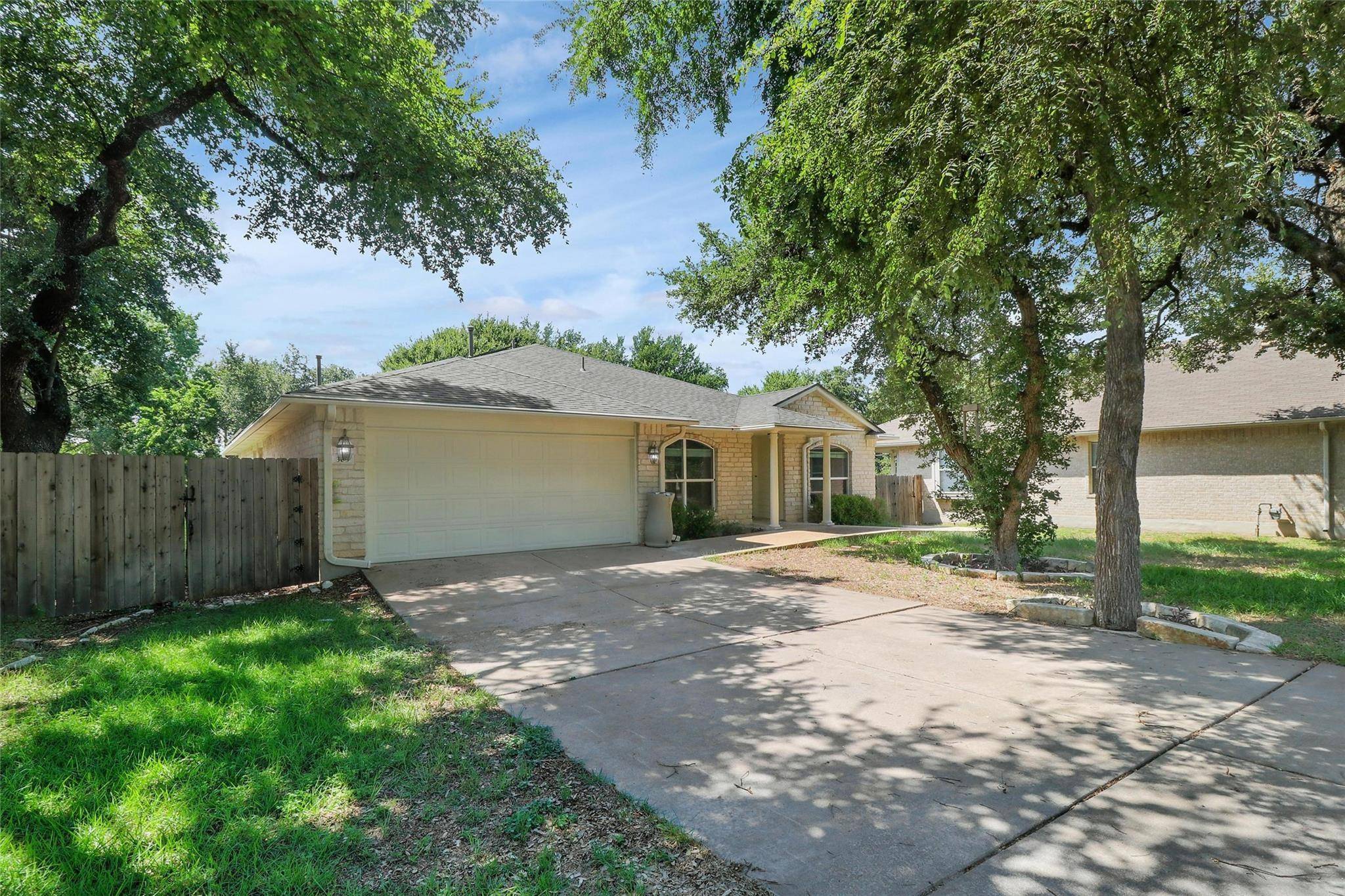 305 Dayna CV, Leander, TX 78641