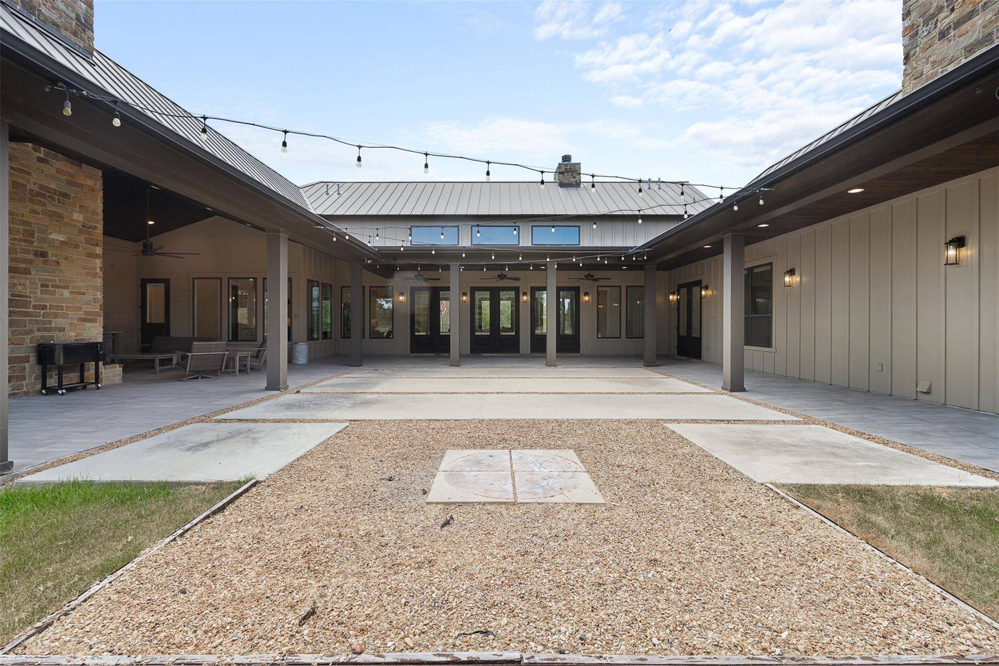 19358 Moonlit Hollow LOOP, College Station, TX 77845