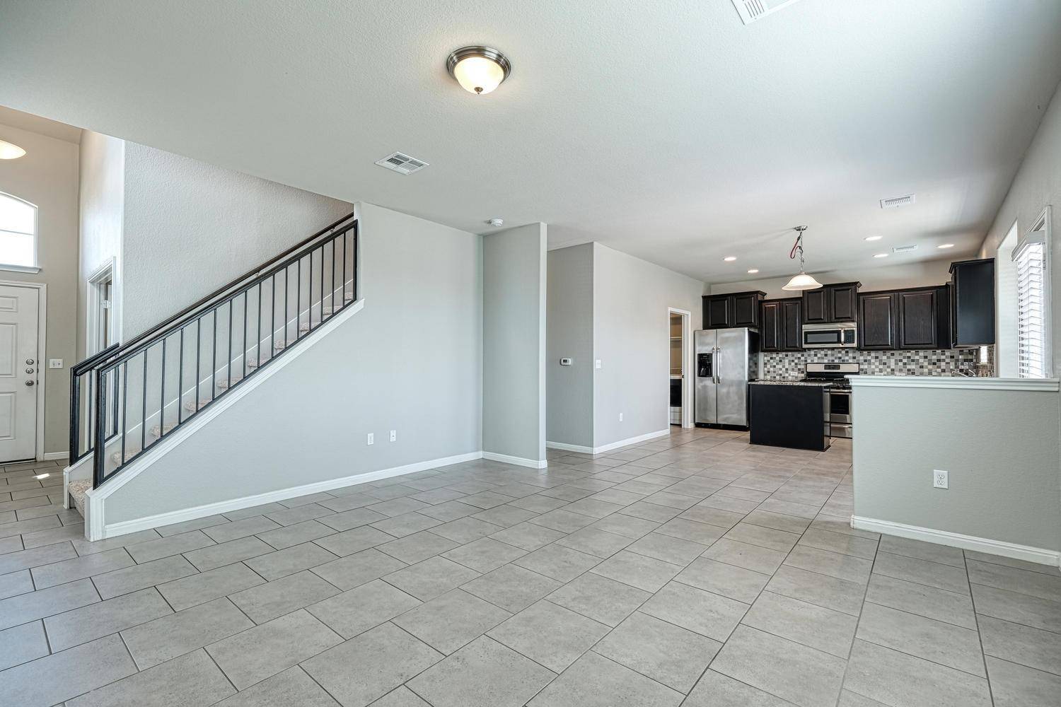 100 Northern Flicker ST, Kyle, TX 78640