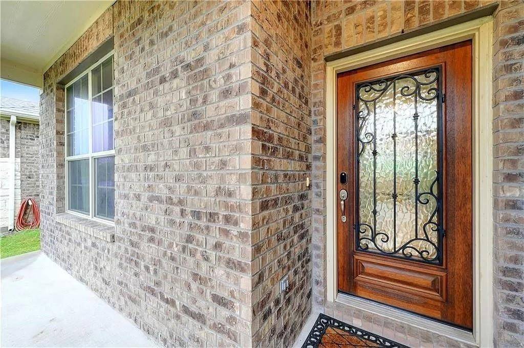 2112 Edson CT, Leander, TX 78641