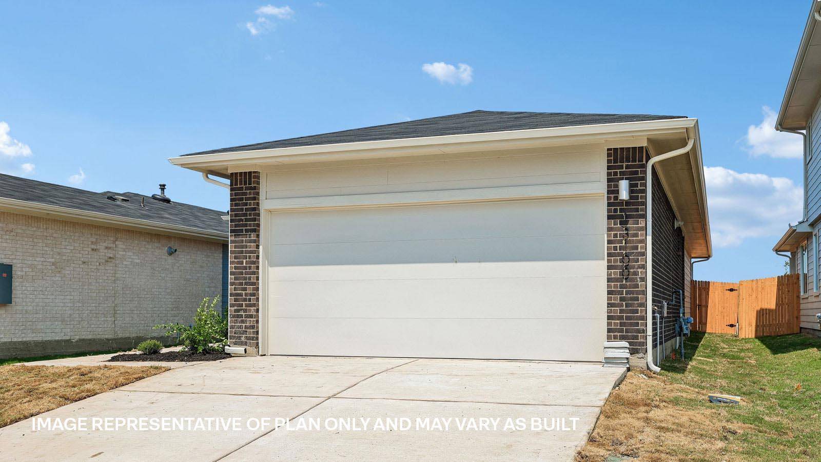 8519 Faded Denim DR, Mustang Ridge, TX 78610