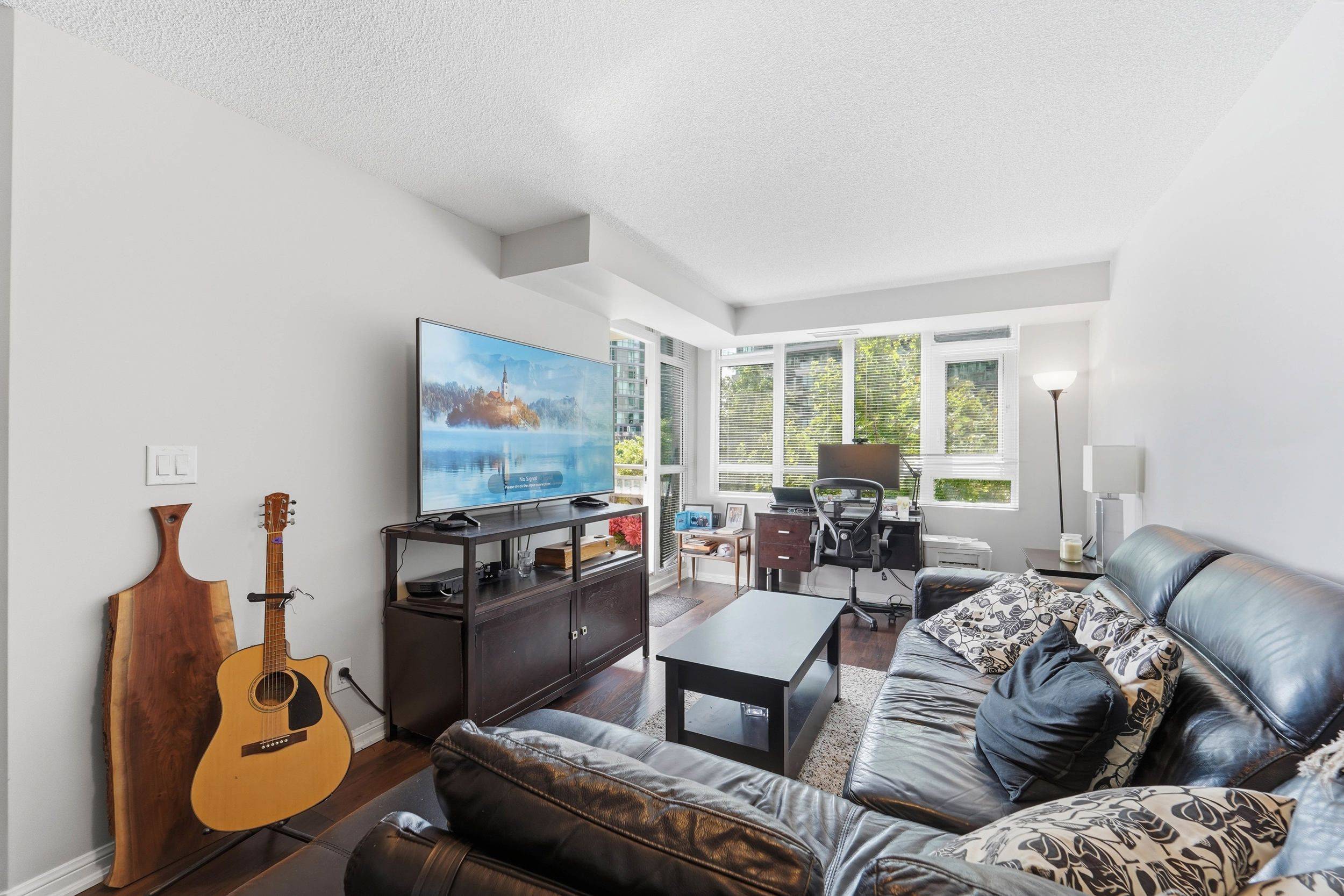 35 Bastion ST #513, Toronto C01, ON M5V 0C2