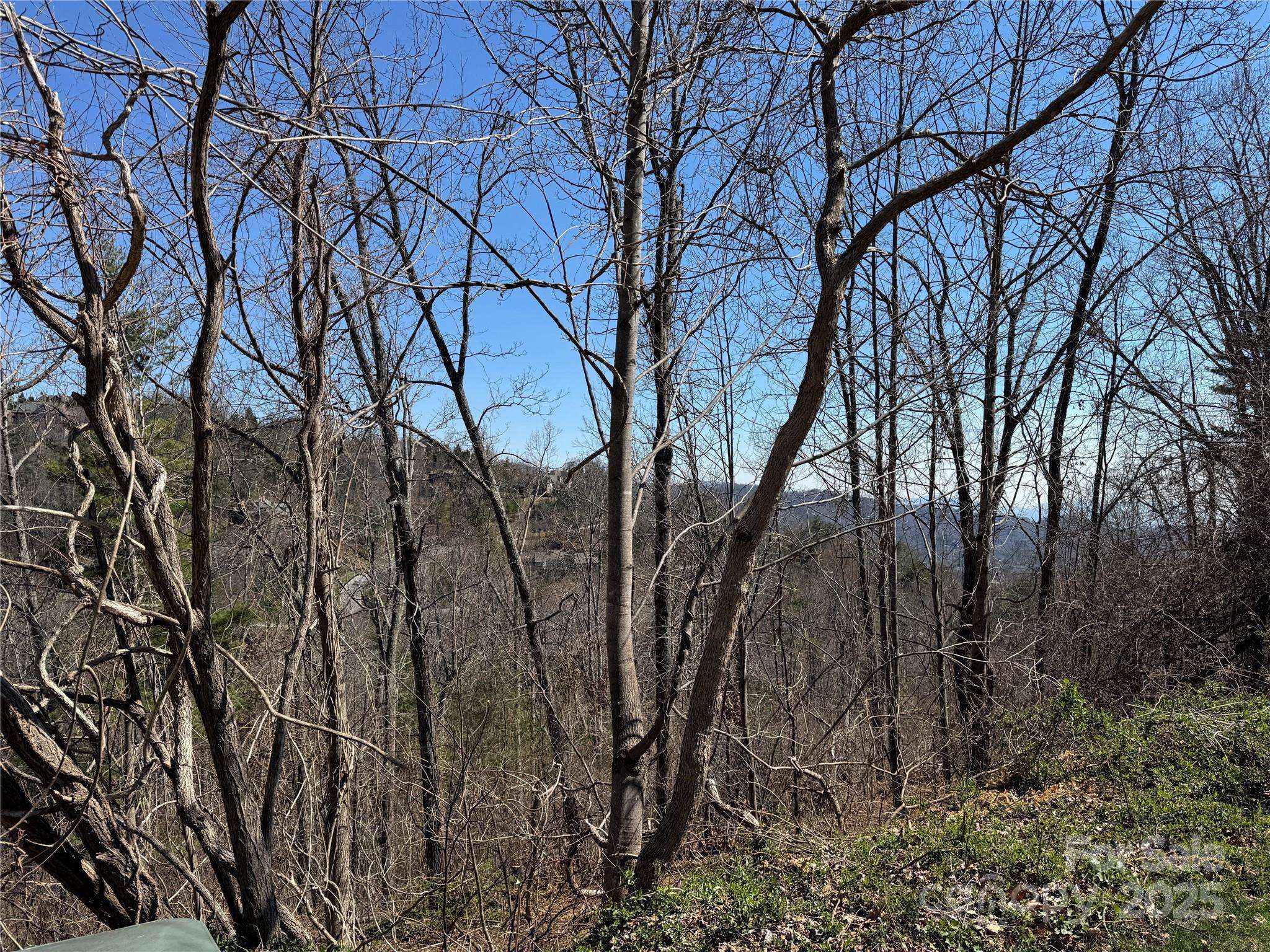 140 Summit Tower CIR #212, Asheville, NC 28804