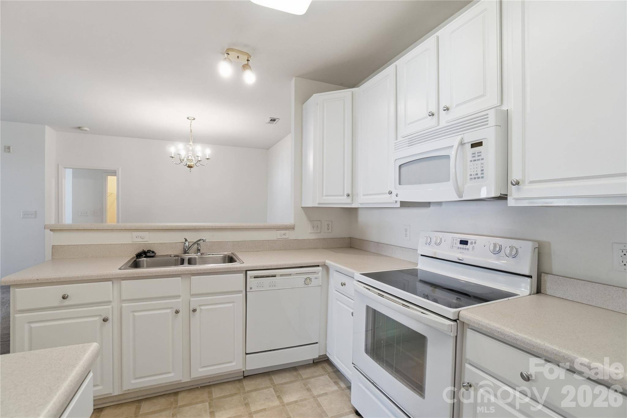 16742 Amberside RD E, Cornelius, NC 28031