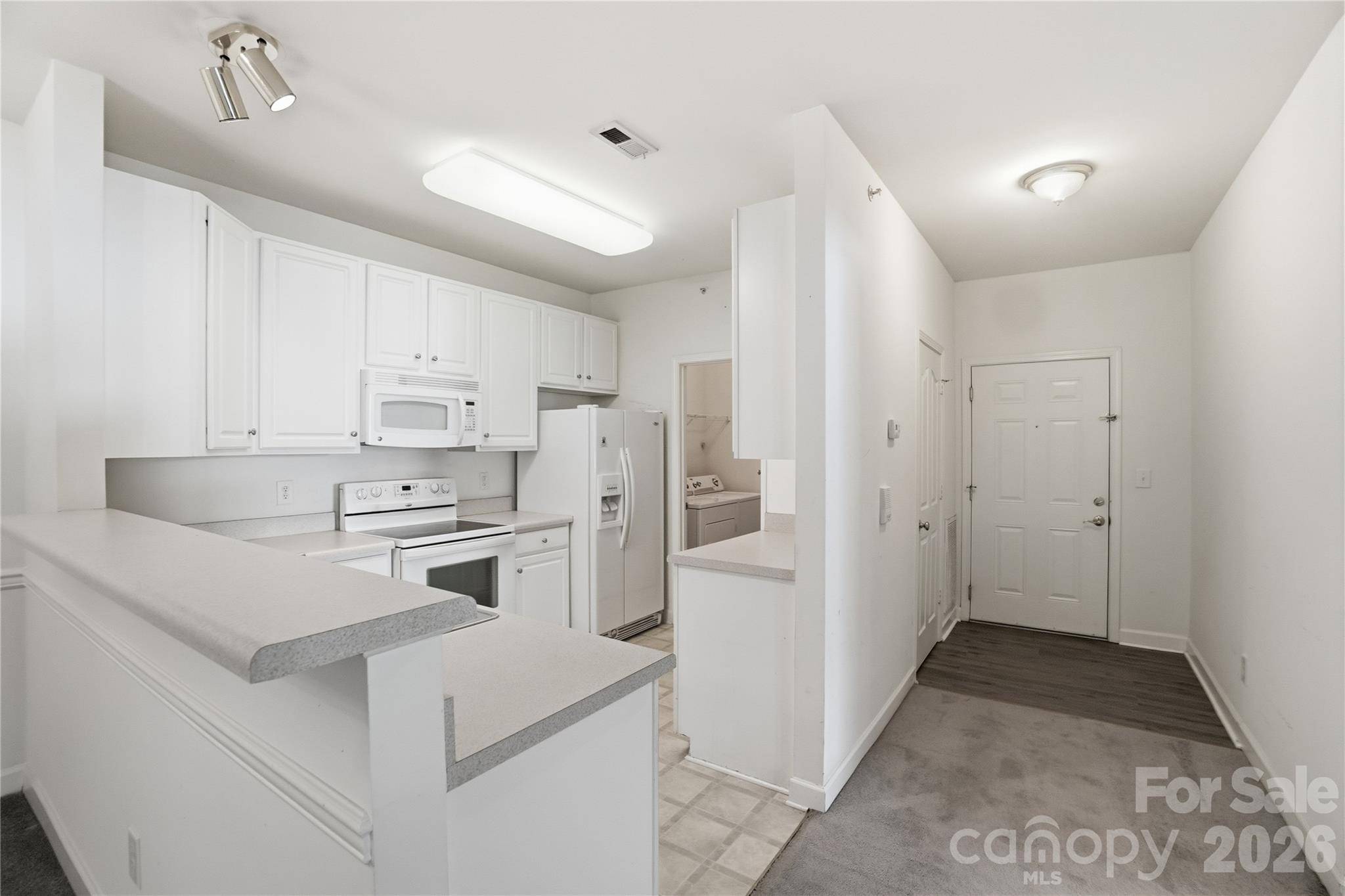 16742 Amberside RD E, Cornelius, NC 28031