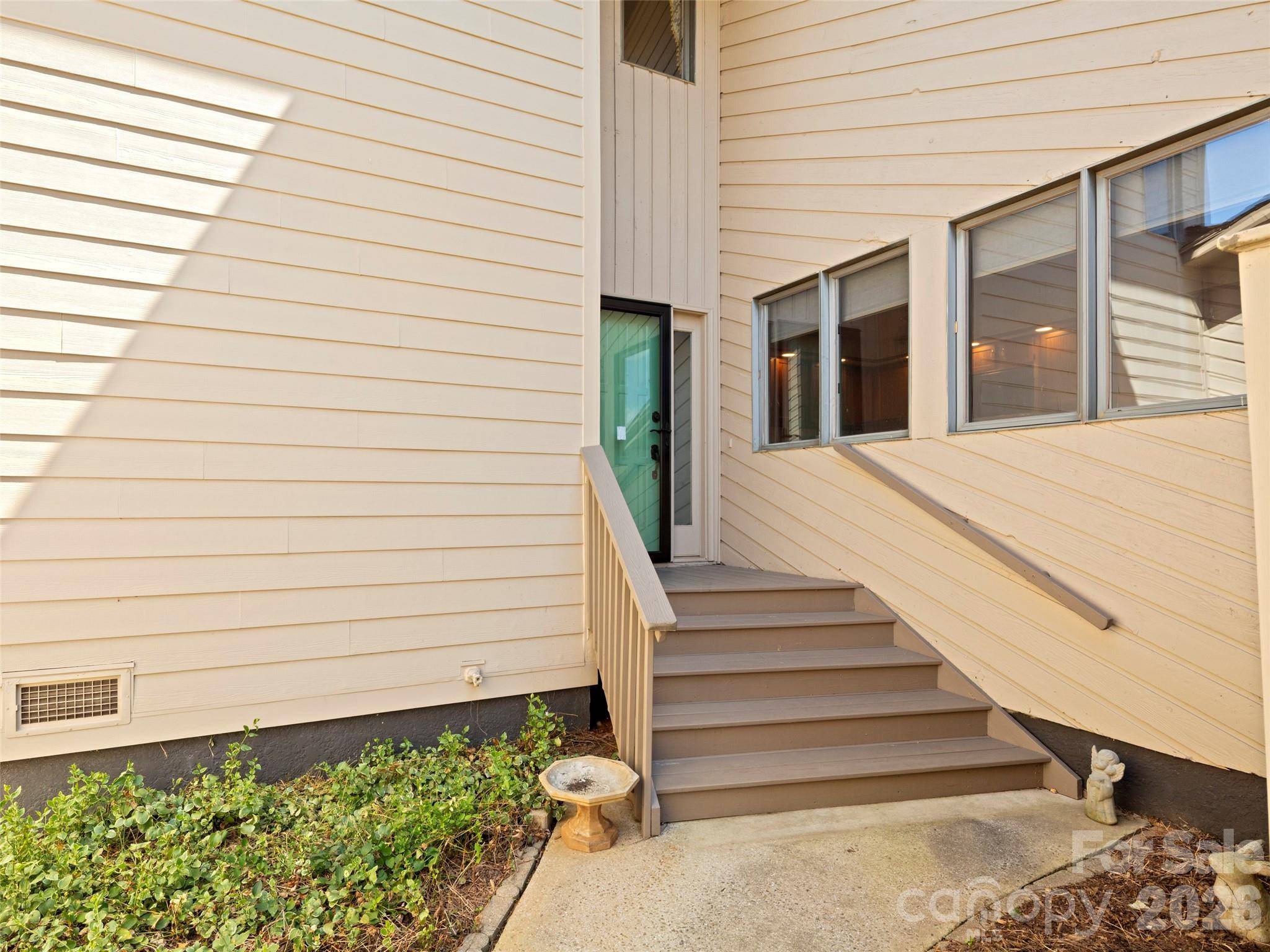 110 Clubwood CT, Asheville, NC 28803