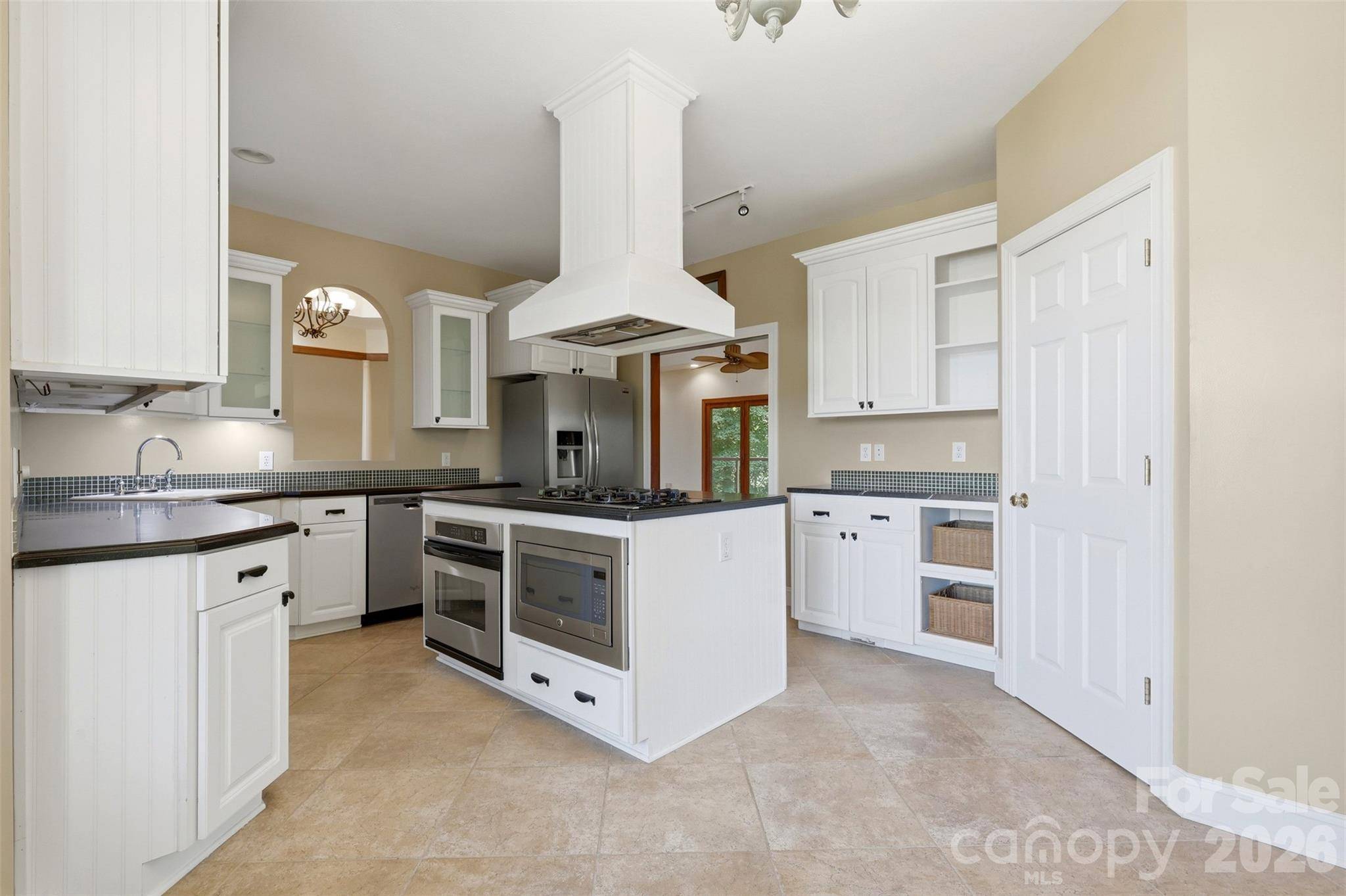 4639 Harbor View TER, Morganton, NC 28655