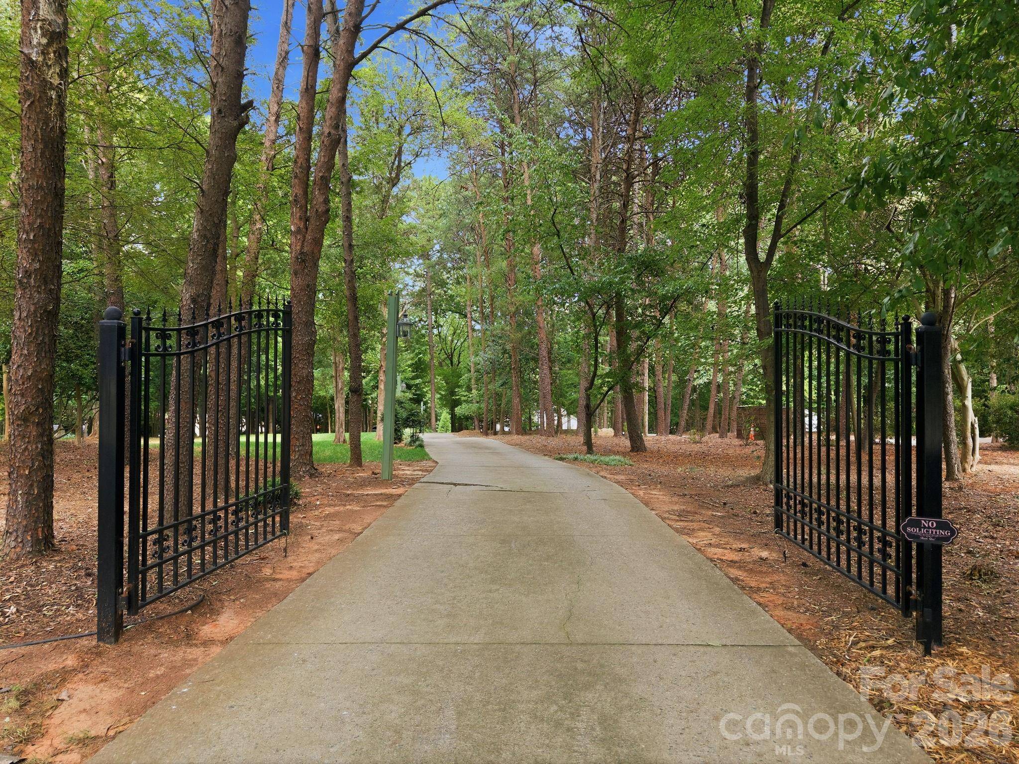 20334 Bethelwood LN, Cornelius, NC 28031