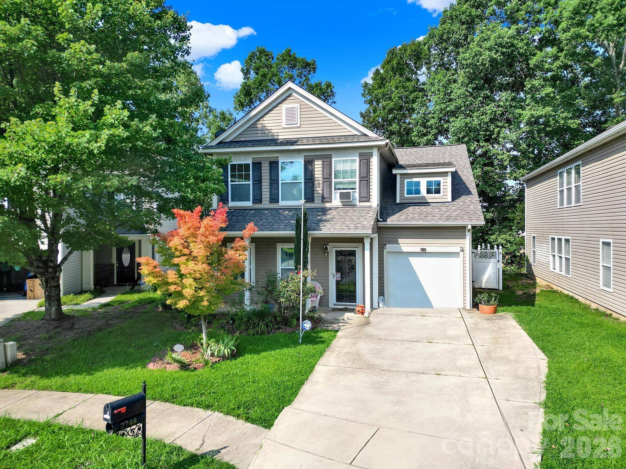 2748 Bramble Ridge CT, Charlotte, NC 28215