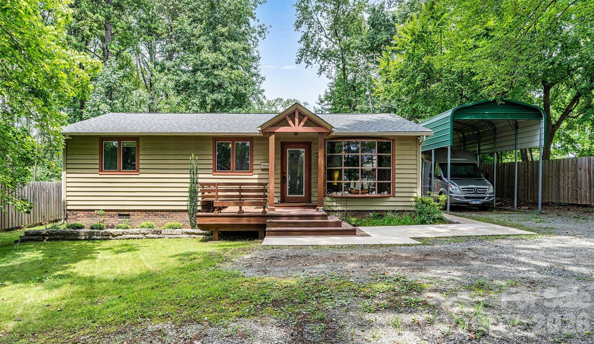 7697 Katherine DR, Denver, NC 28037