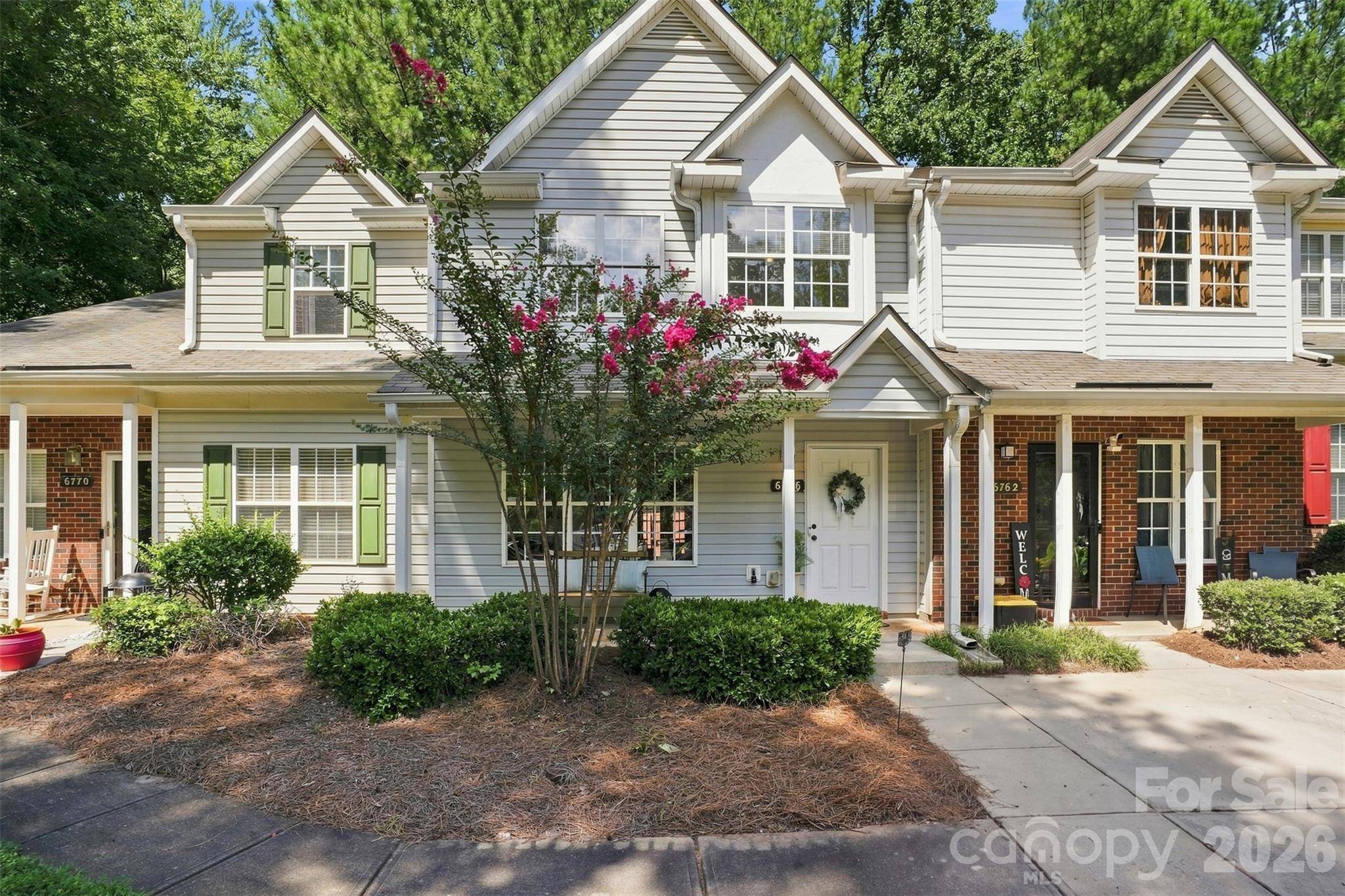 6766 Cypress Tree LN, Charlotte, NC 28215