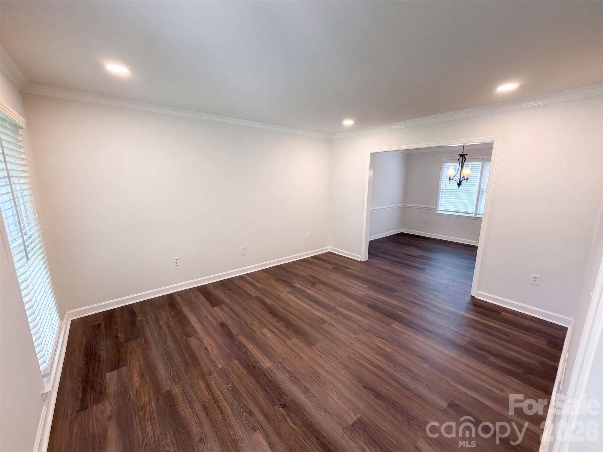6735 Carmel Hills DR, Charlotte, NC 28226