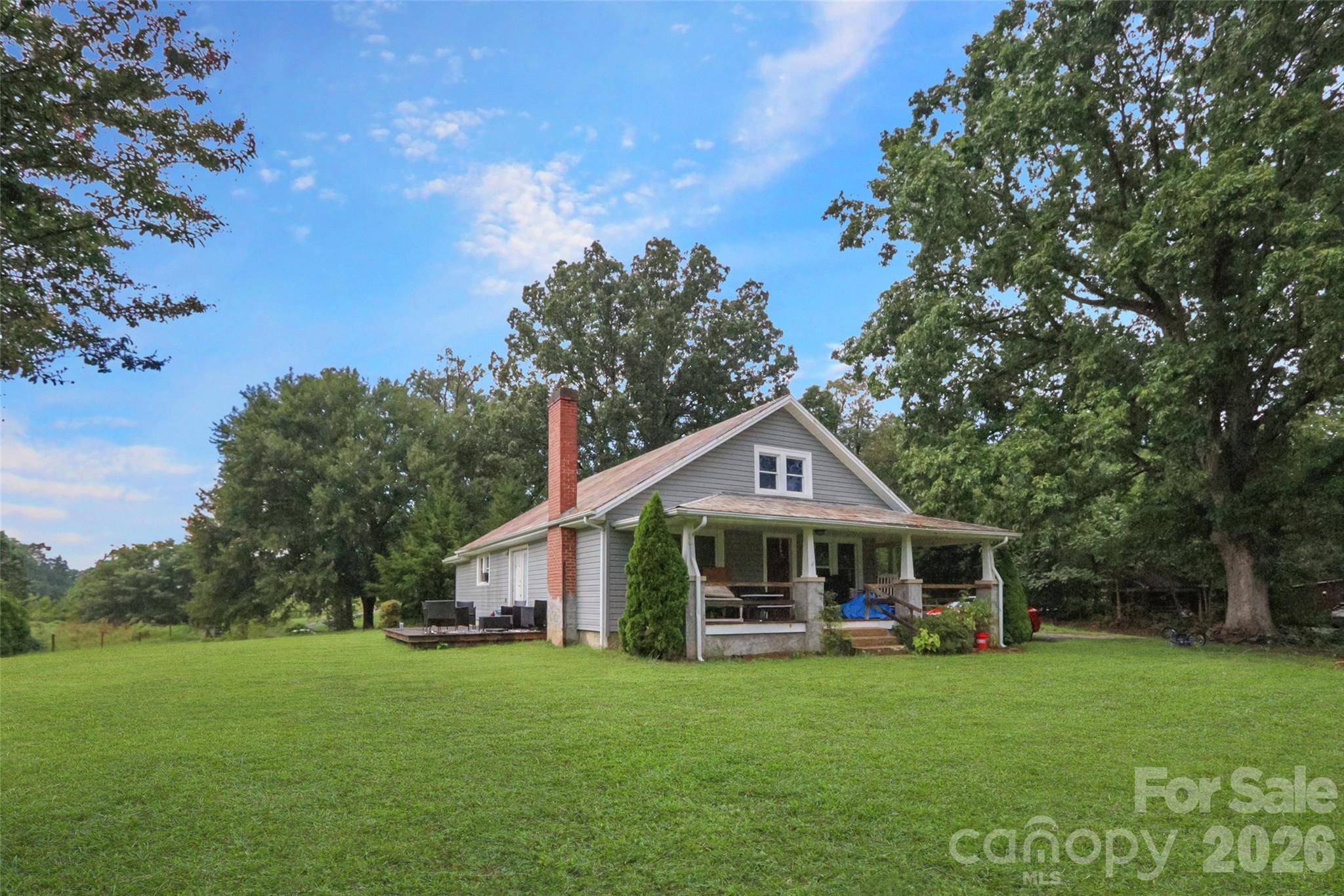 4888 Ruby LN, Morganton, NC 28655
