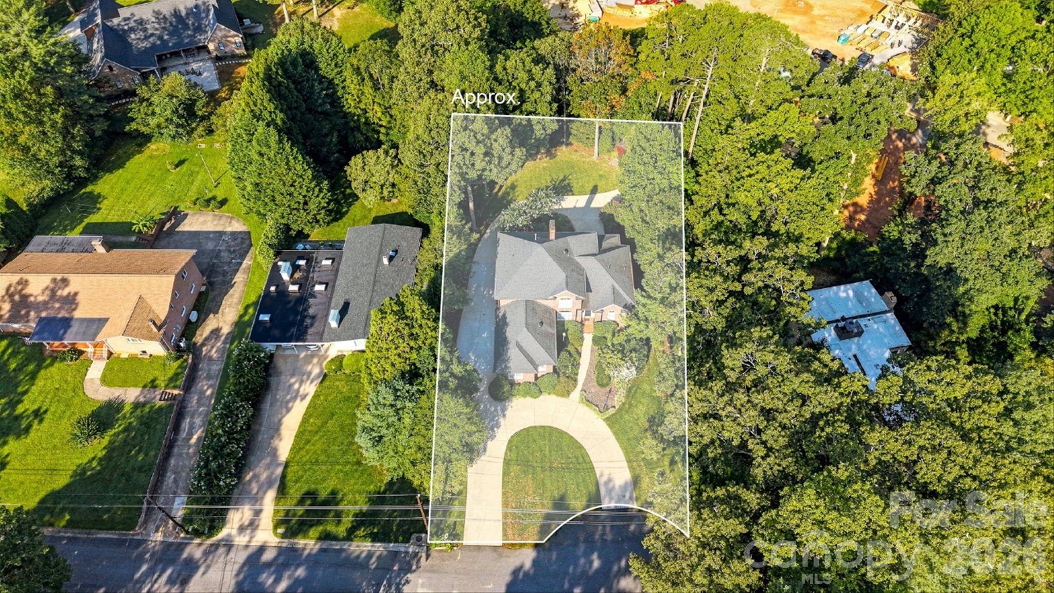 1515 8th ST NW, Hickory, NC 28601
