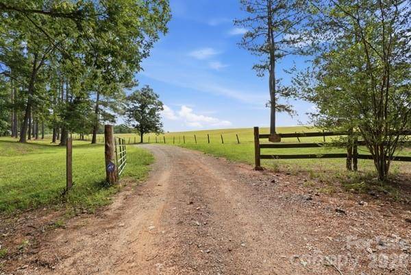 3545 Ernandez RD, Richburg, SC 29729