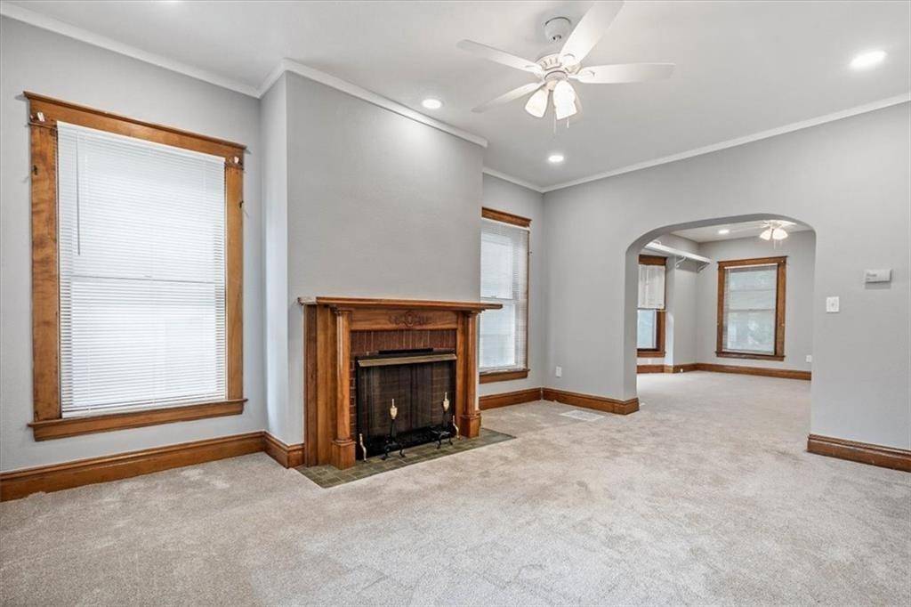 920 S Main ST, Independence, MO 64050