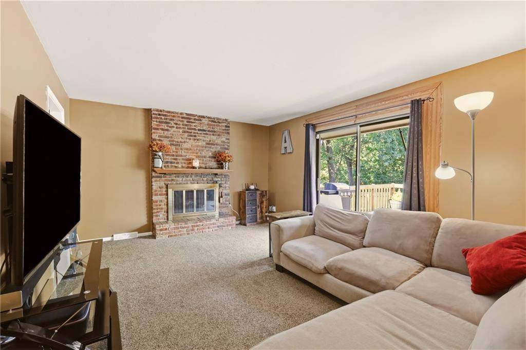 5440 N Cleveland AVE, Kansas City, MO 64119