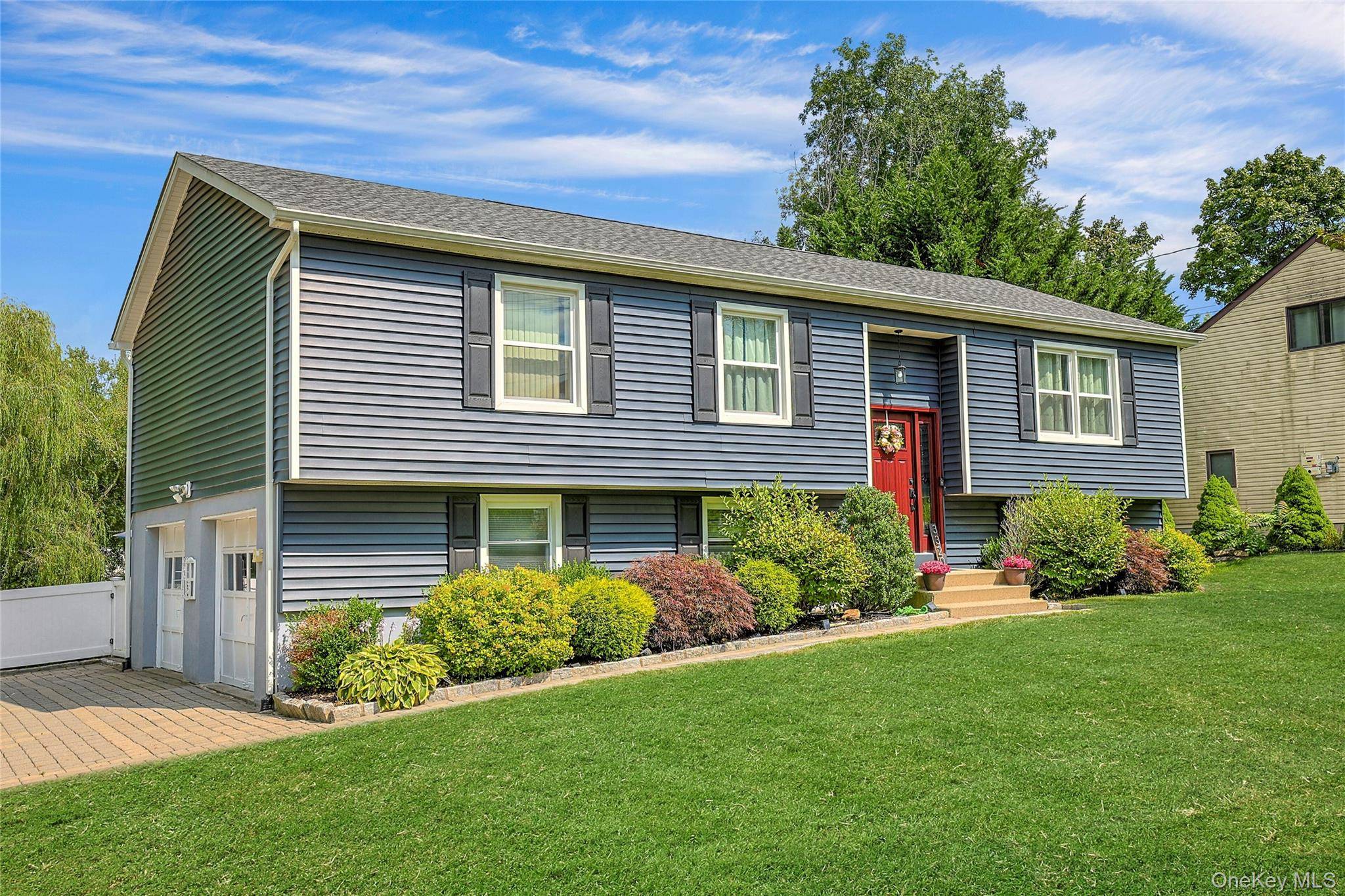 3320 Chelsey ST, Mohegan Lake, NY 10547