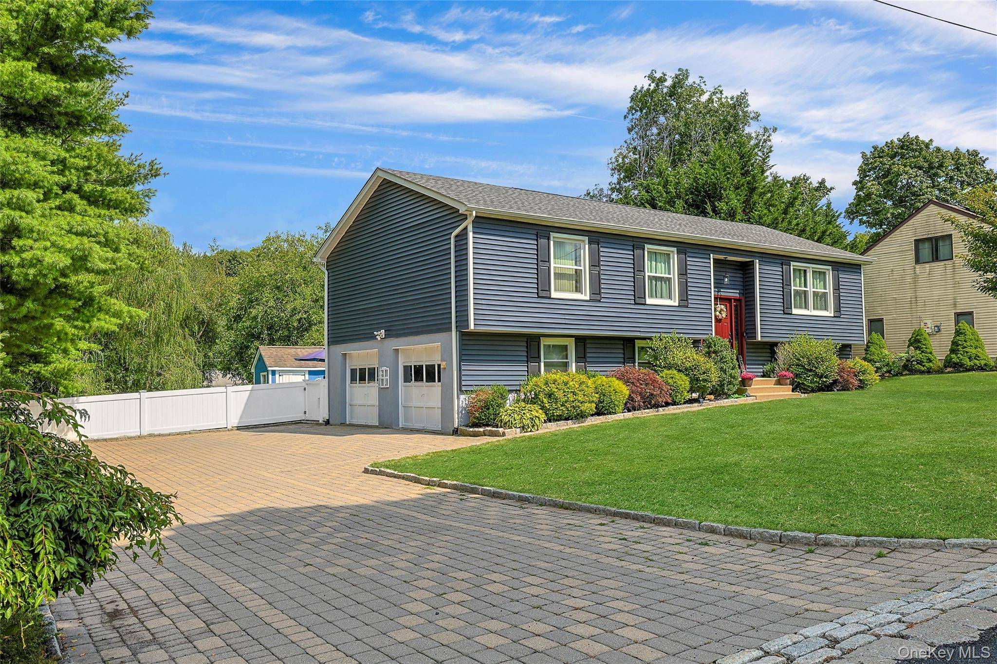 3320 Chelsey ST, Mohegan Lake, NY 10547