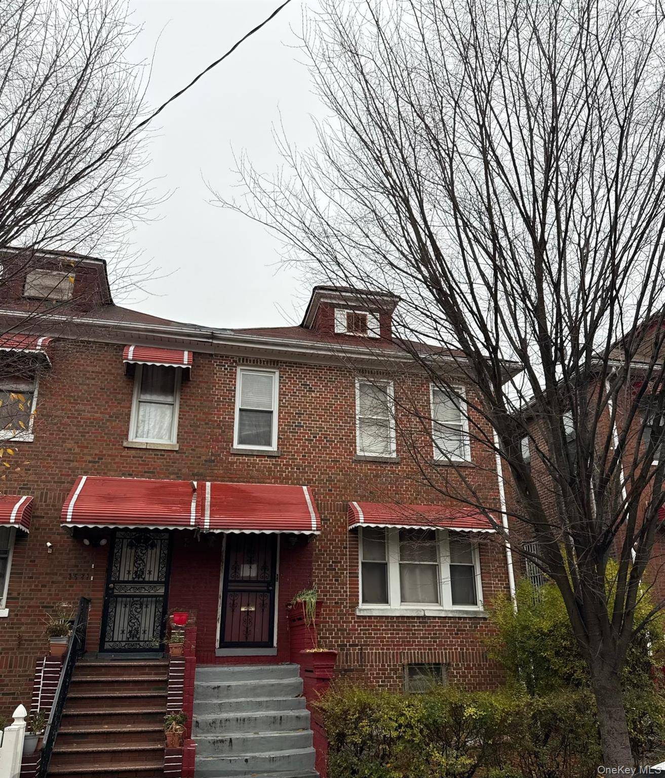 3583 Fish AVE, Bronx, NY 10469